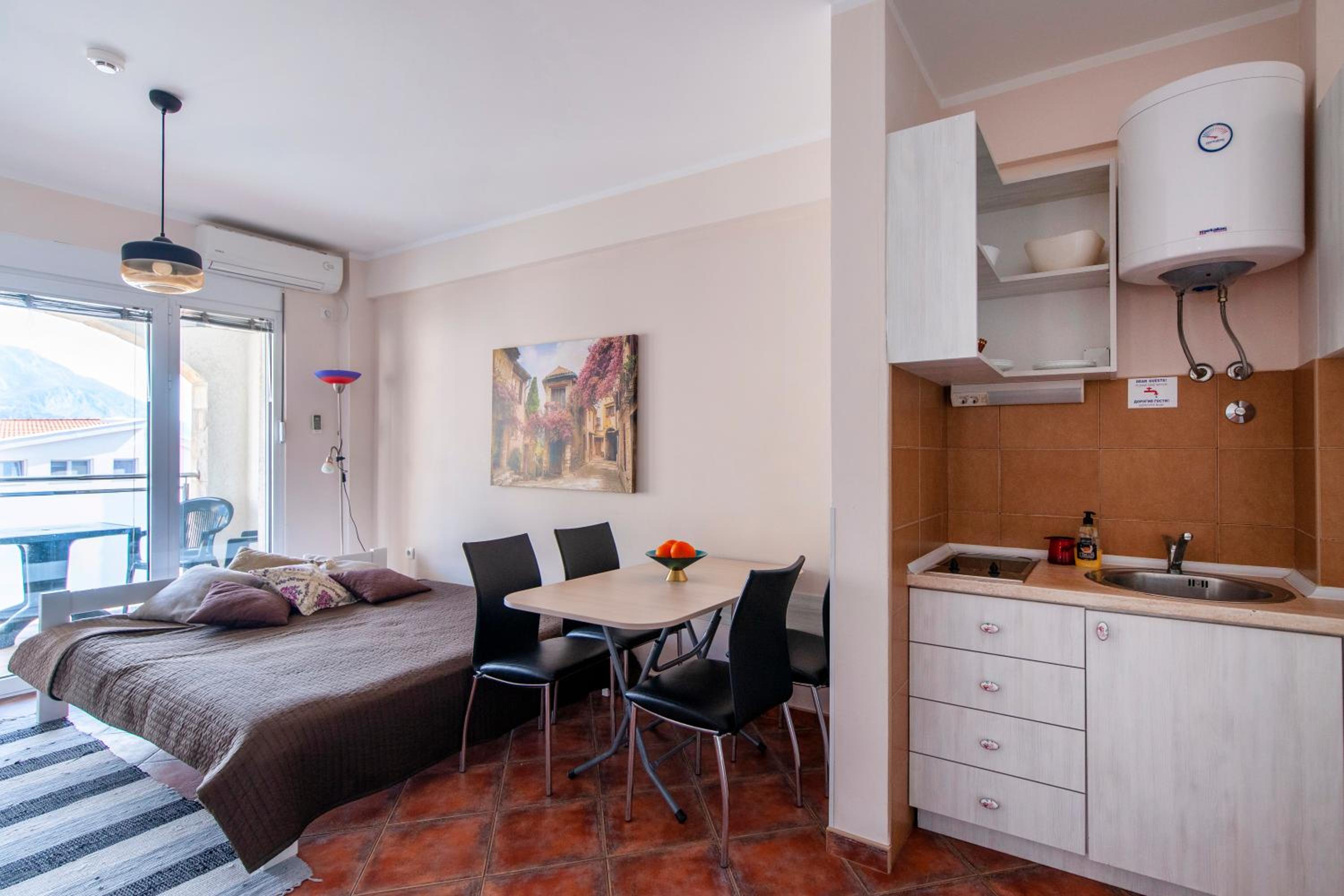 Mila & Aleksandr Apartments