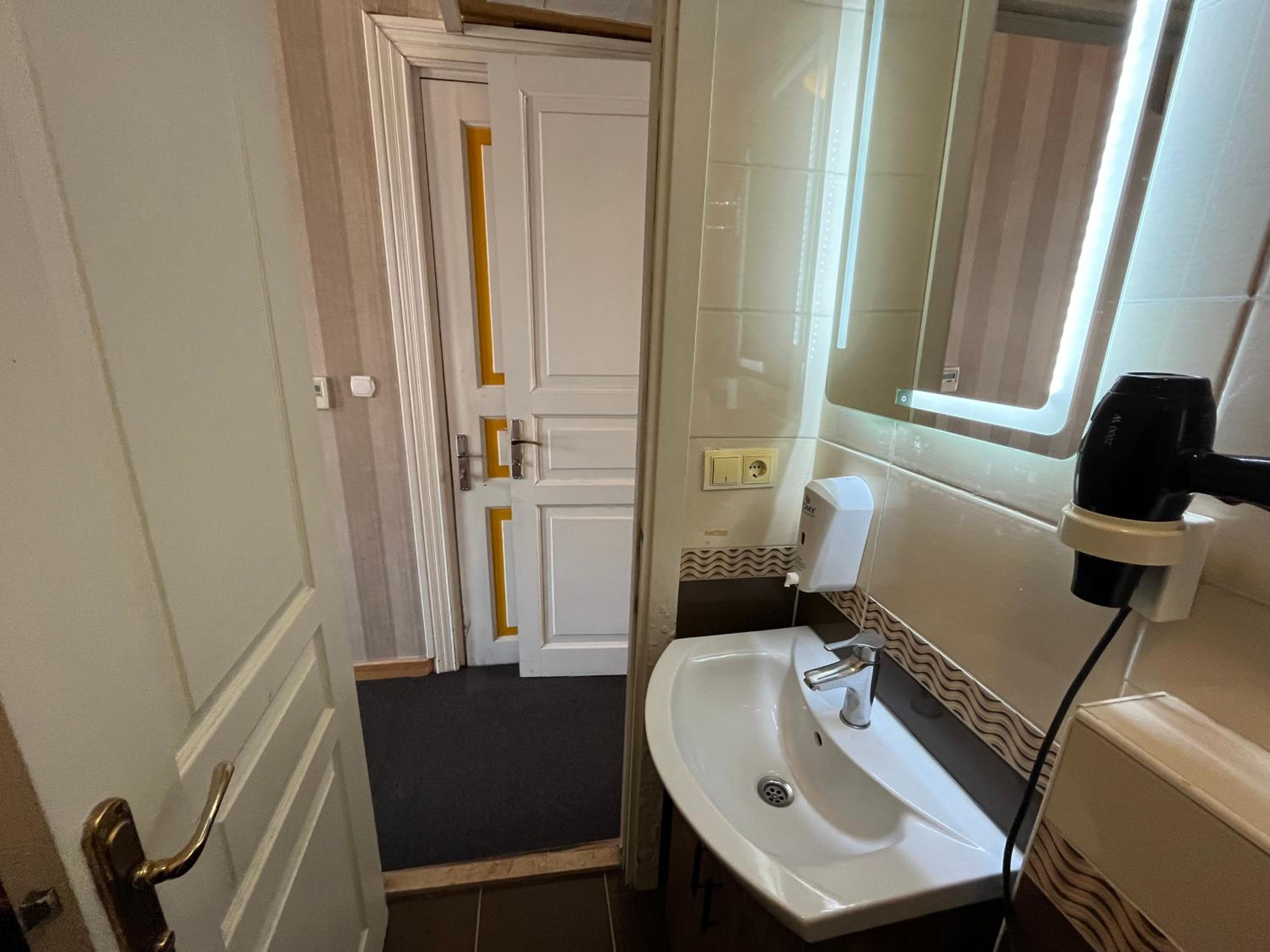 Le Safran Suite Hotel - Image 115