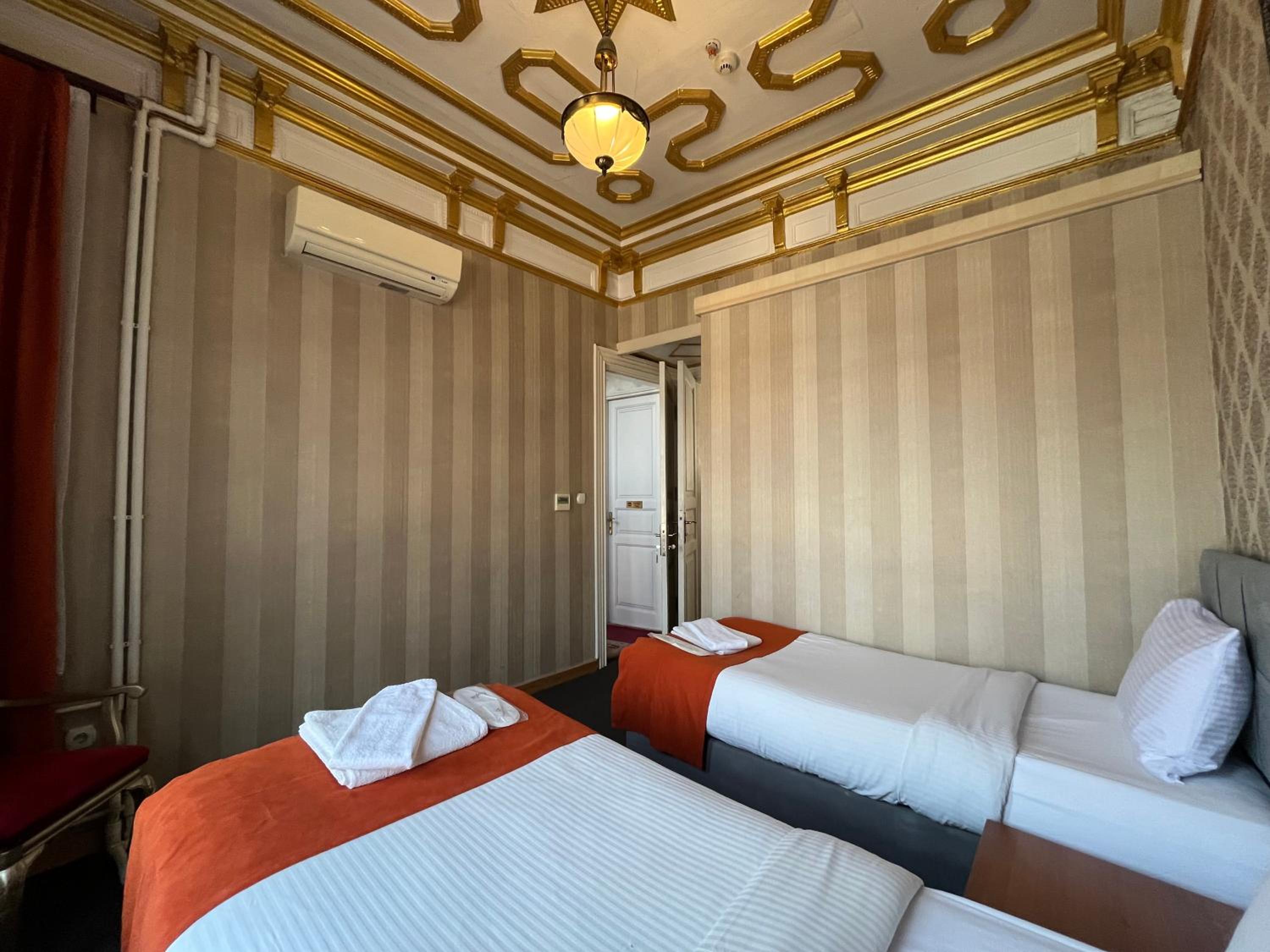 Le Safran Suite Hotel - Image 116