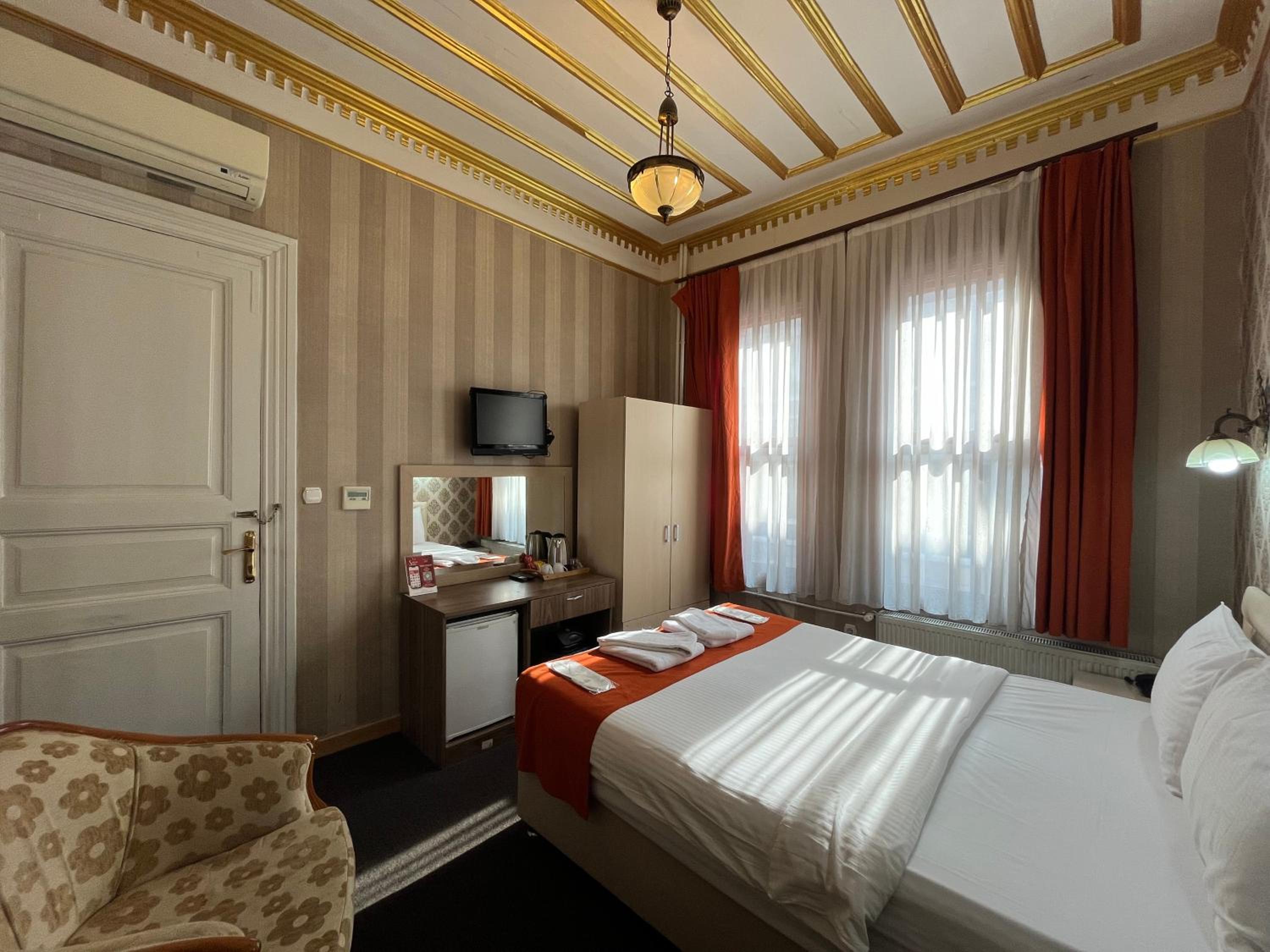 Le Safran Suite Hotel - Image 120