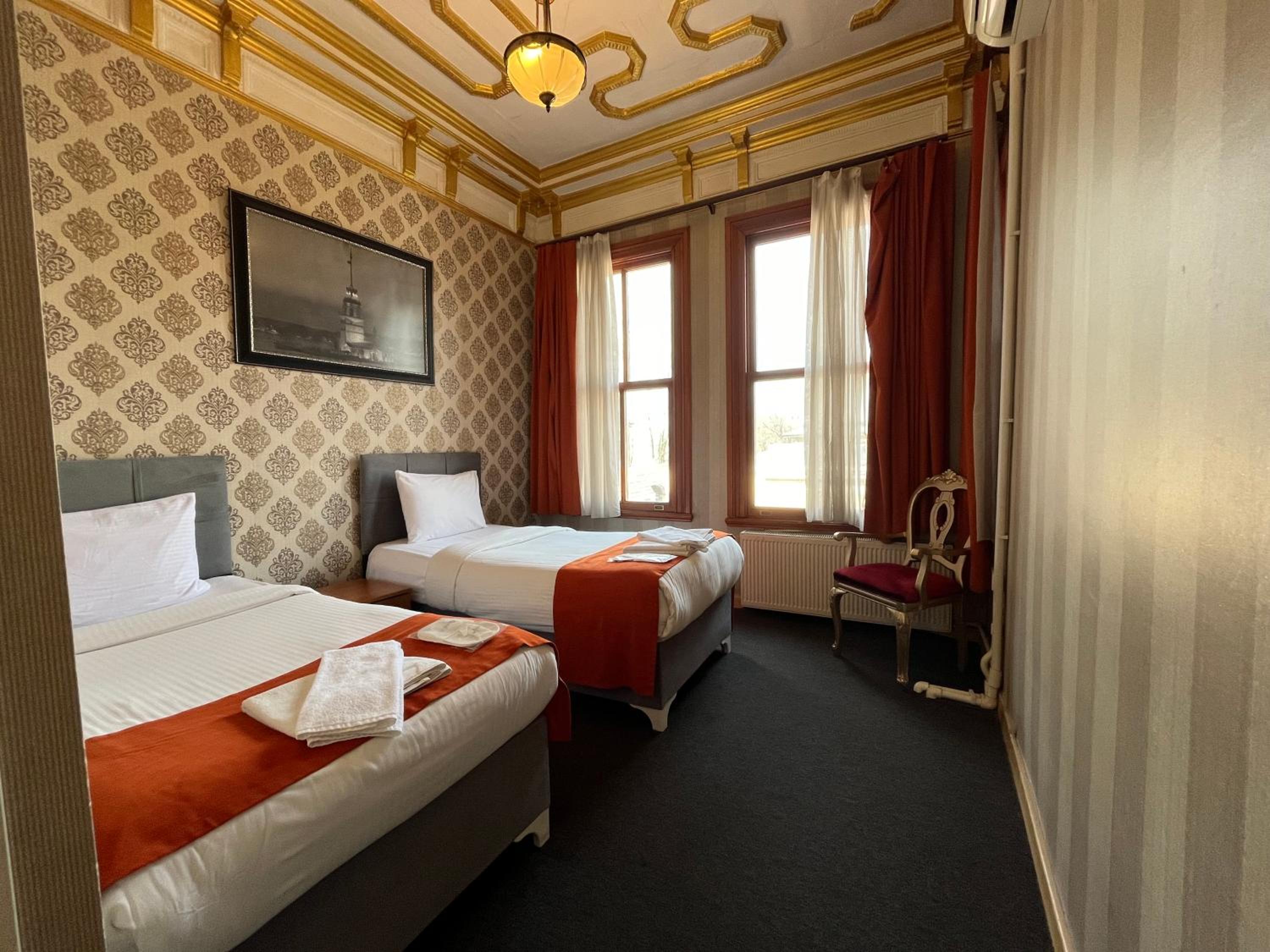Le Safran Suite Hotel - Image 19