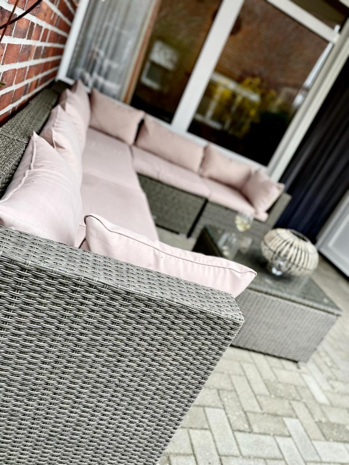 Seeliebe, 300 Meter zum Wasser, mit Terrasse und Garten