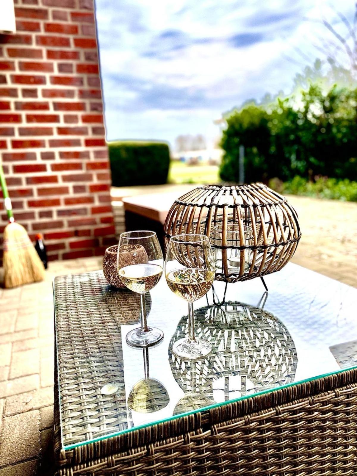 Seeliebe, 300 Meter zum Wasser, mit Terrasse und Garten