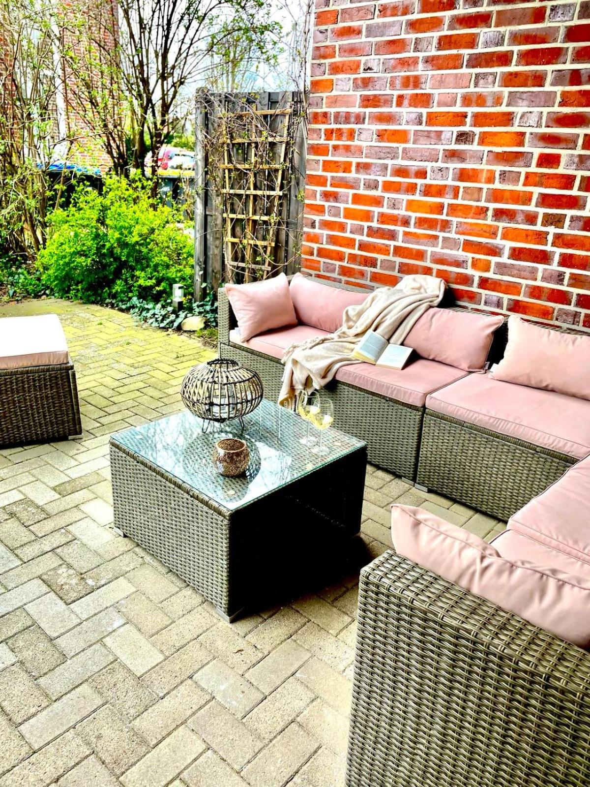Seeliebe, 300 Meter zum Wasser, mit Terrasse und Garten