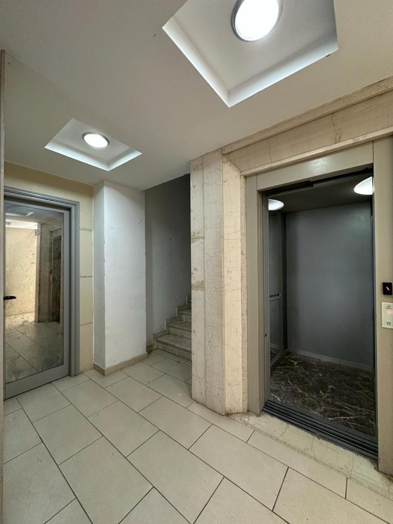 classy apartment Loui 1 Durres