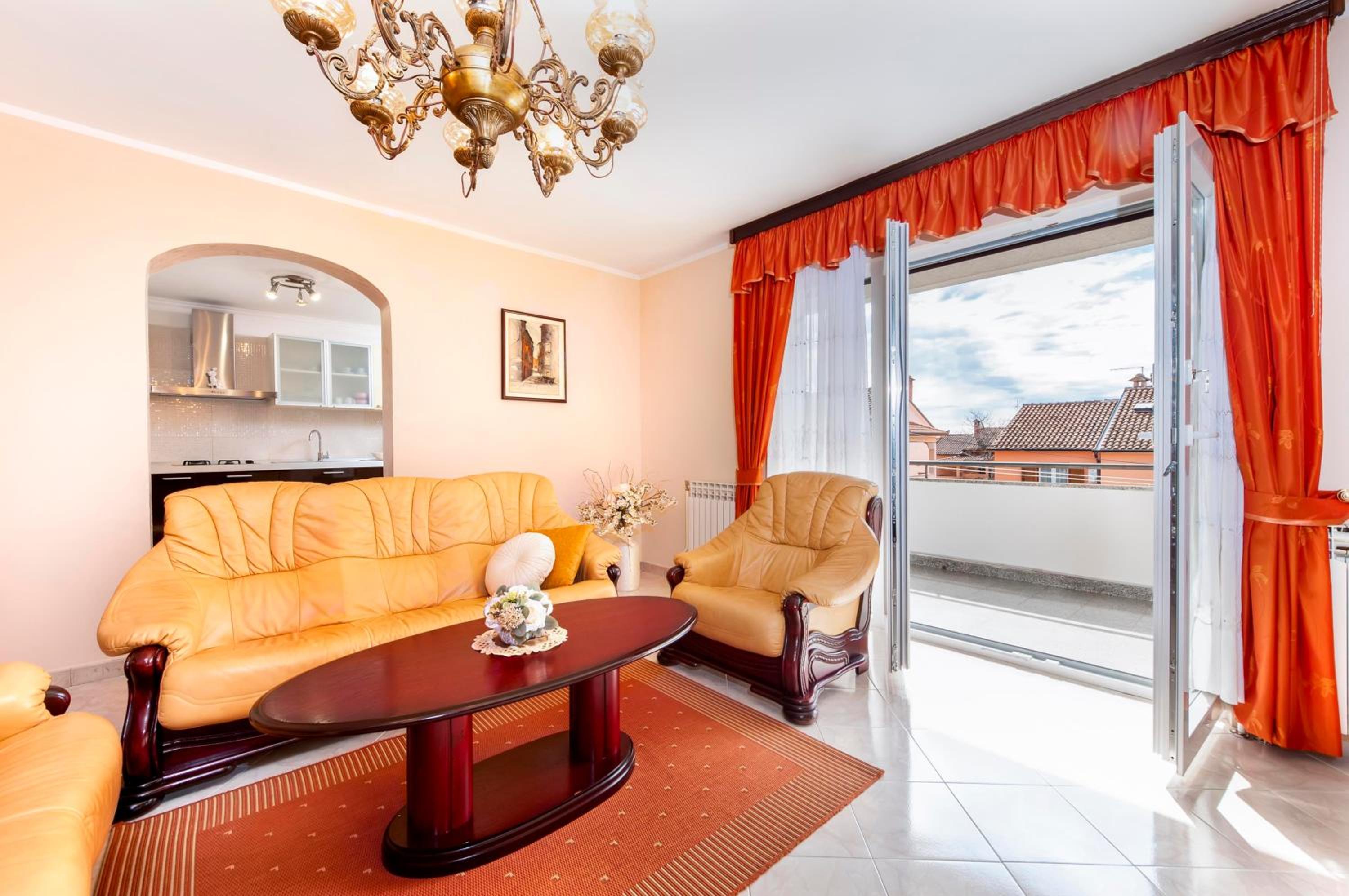 Apartments Divna en Rovinj — lounge