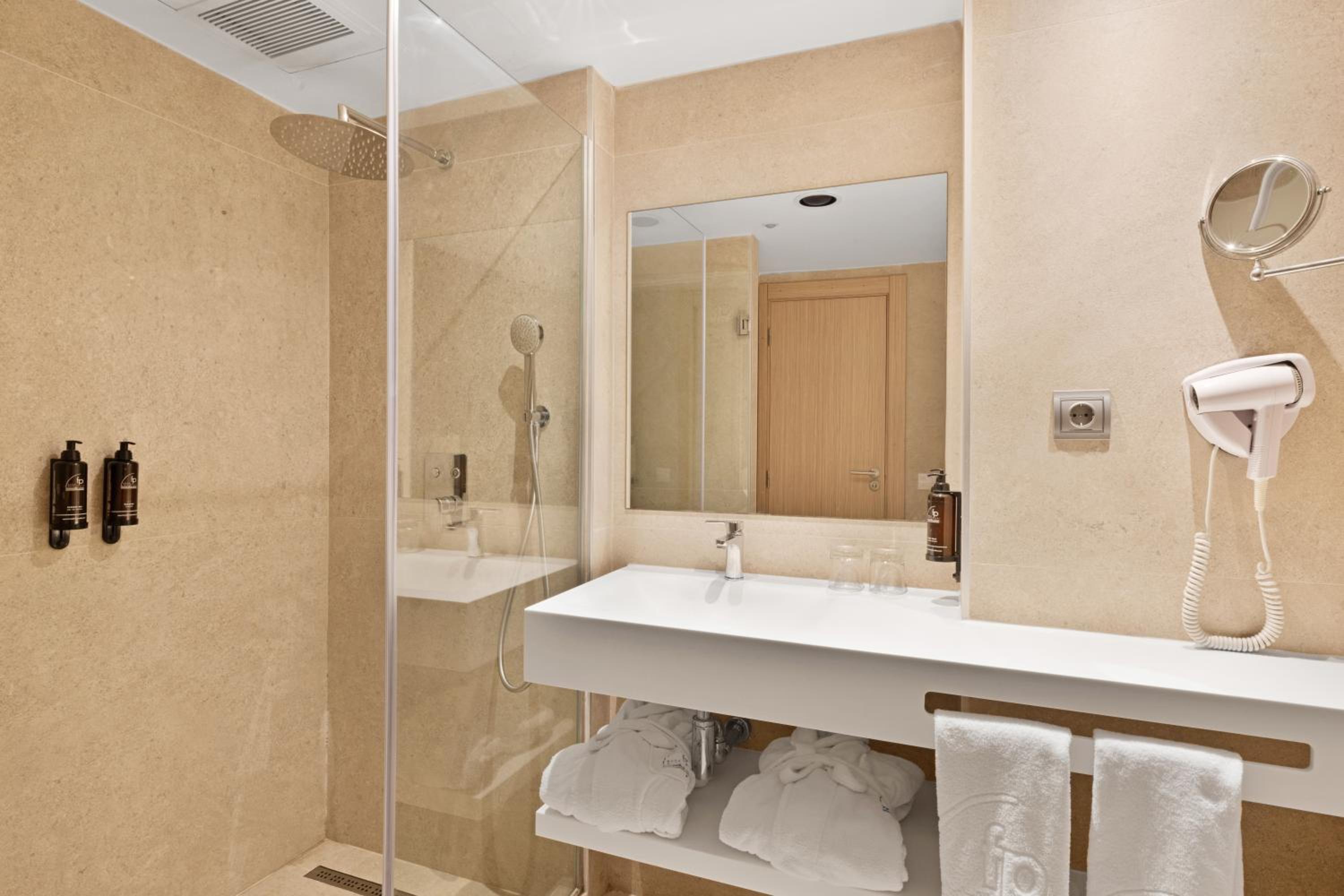 Playa de Palma Vacations - Aparthotel Fontanellas Playa - Property Image 47