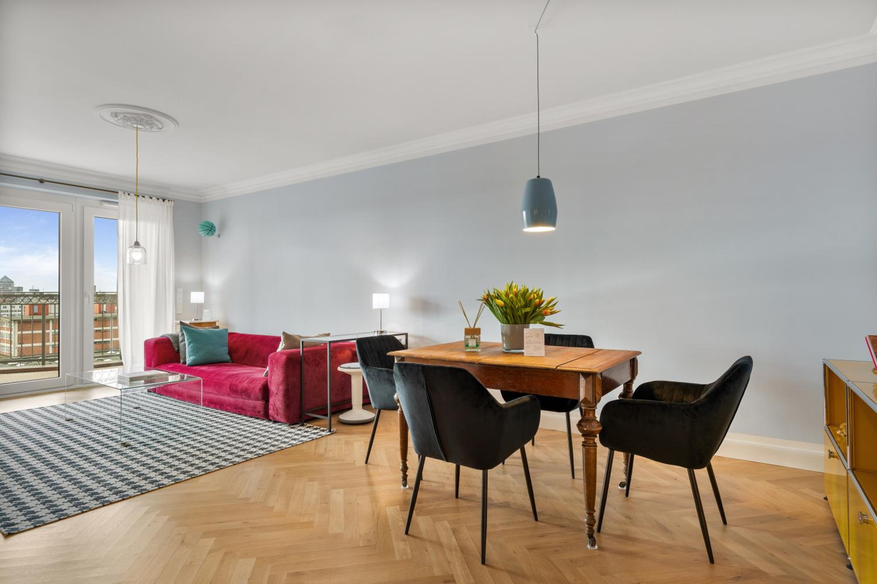 Hamburg Vacations - C-Level Studios Studio II mit E-Ladesaule in TG - Property Image 1