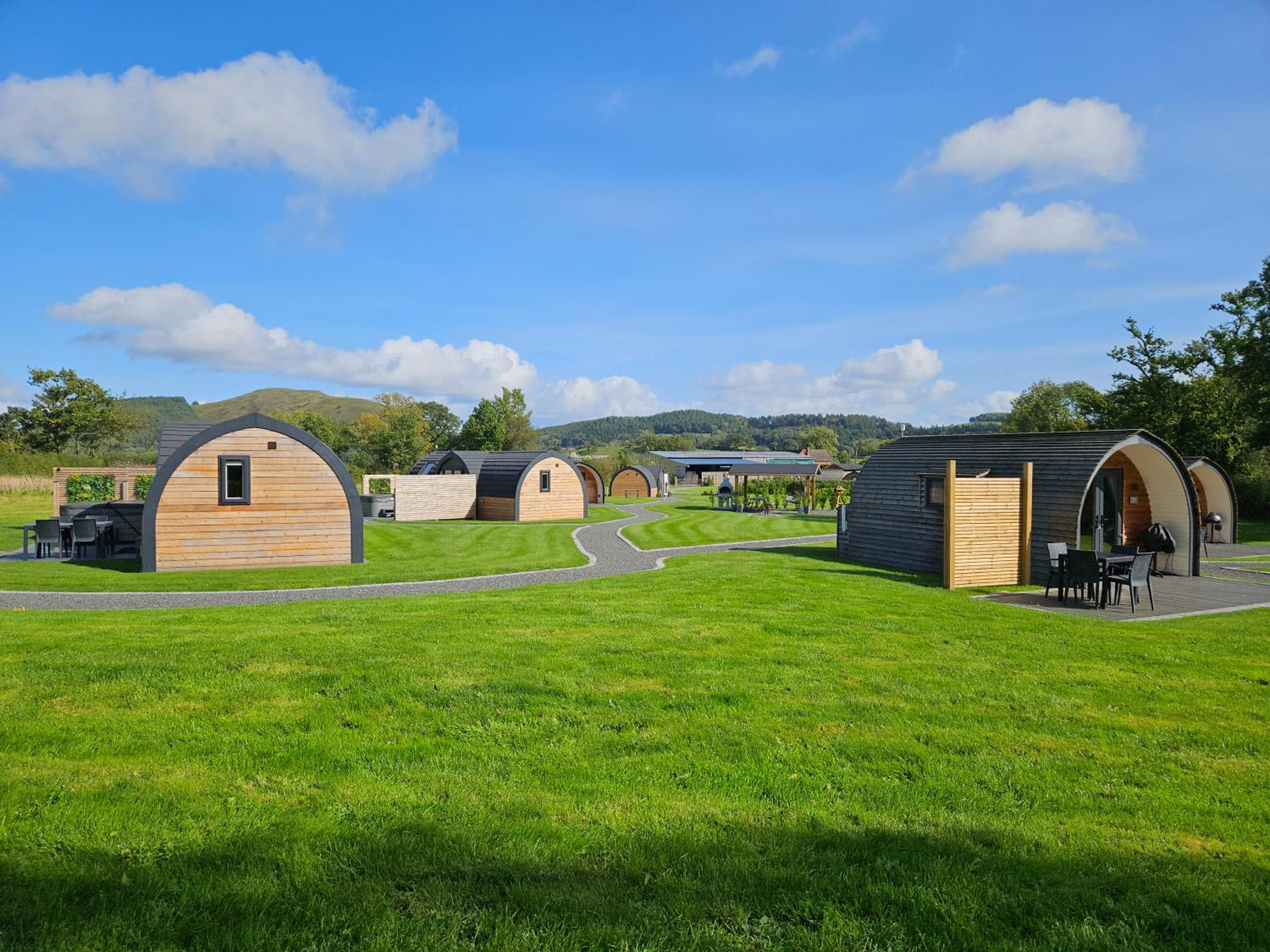 EASTRIDGE GLAMPING