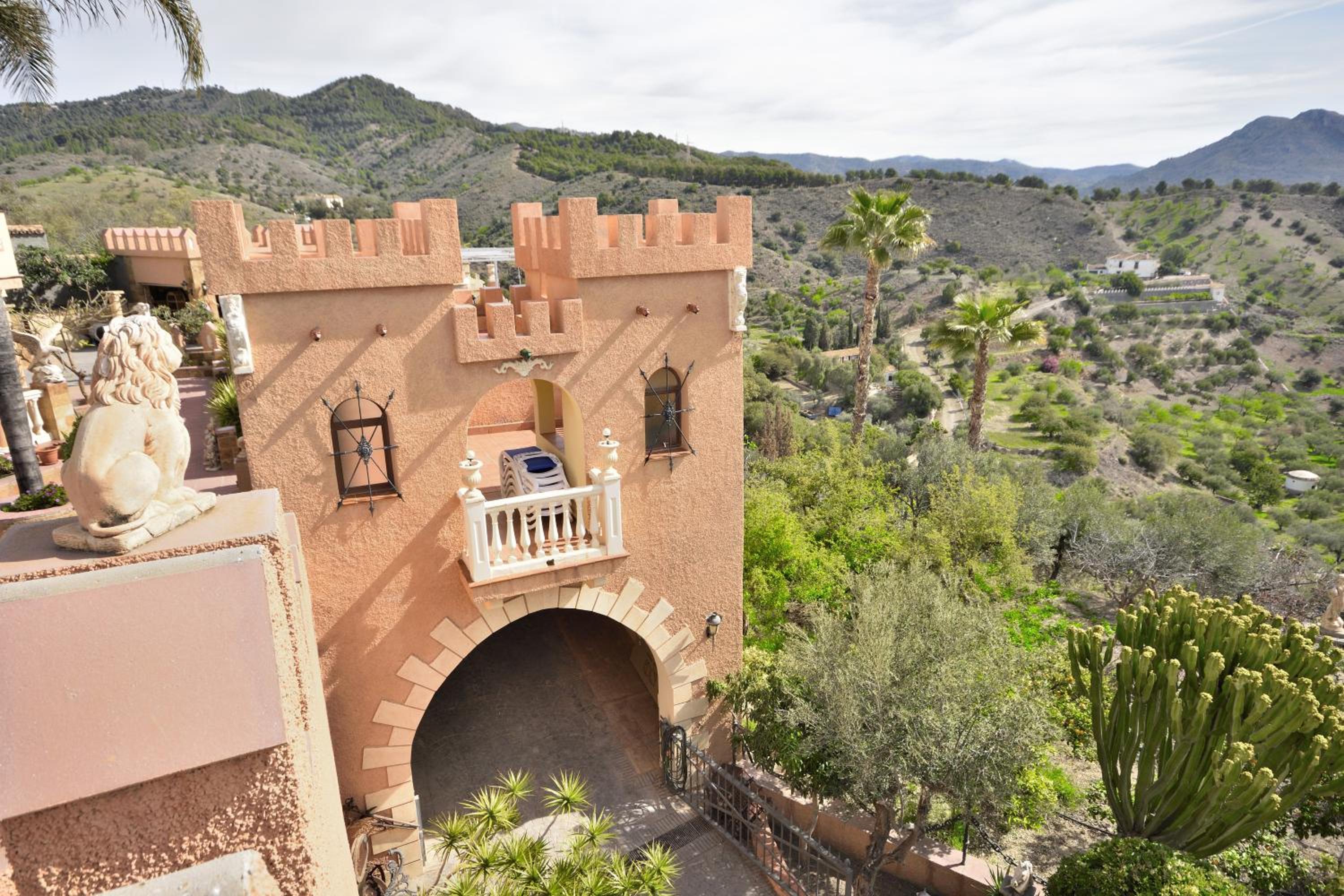 Villa rural en Málaga con piscina y vistas al mar