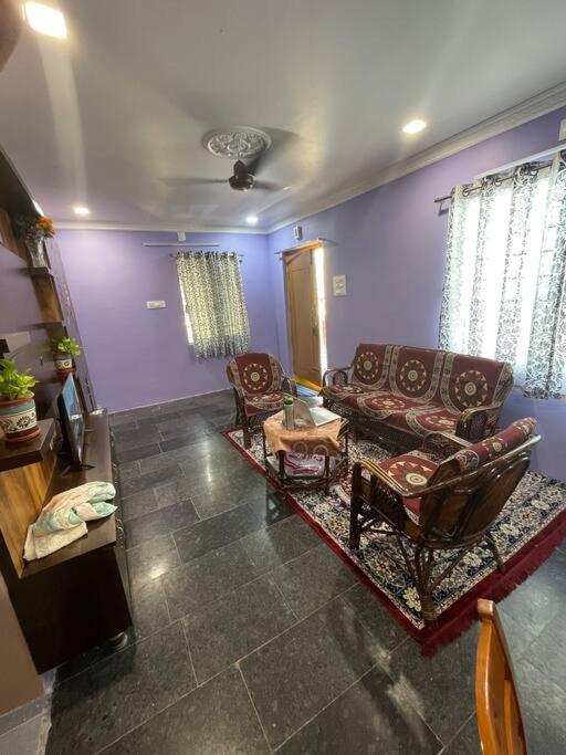Om Sai Nilayam Guest house