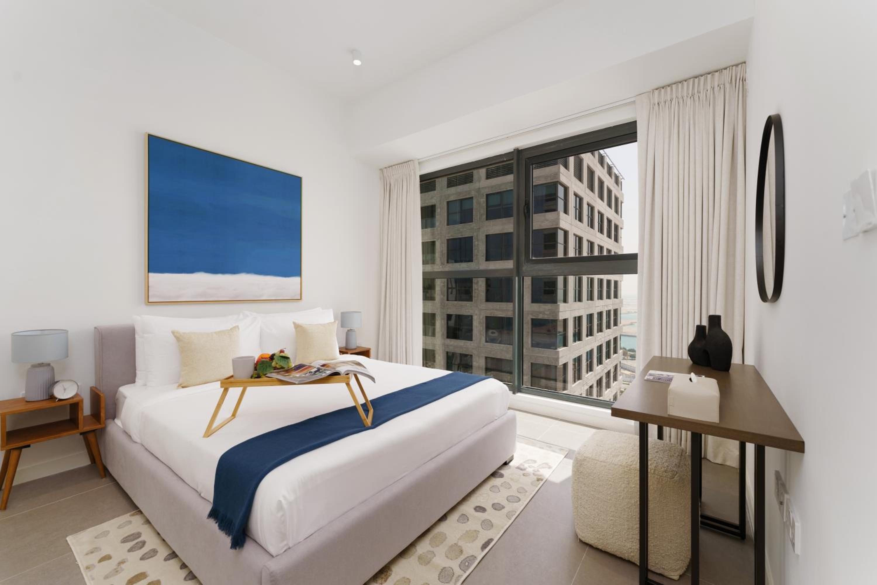 Maison Privee - Modern & Panoramic Sea View Apt on Al Reem Island