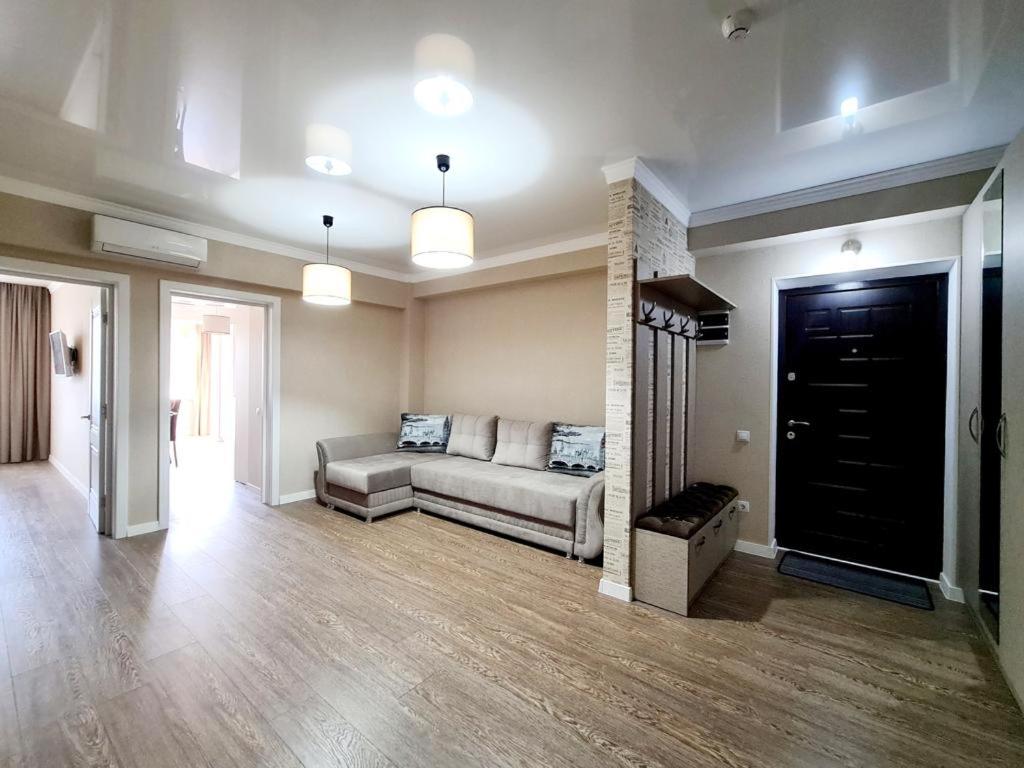 Family Apartments-Hristo Botev Residence
