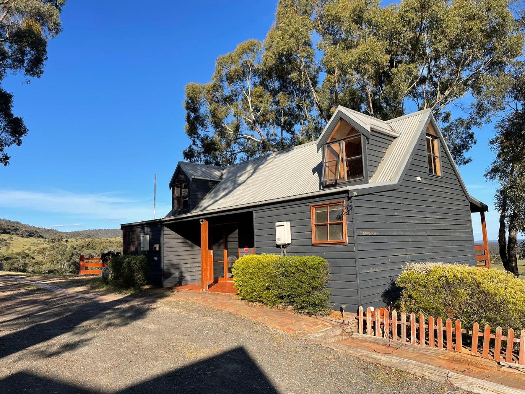 Holiday House in Warrenmang Vineyard Resort