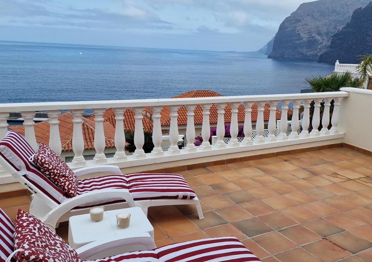 Panoramic OCEAN VIEW apartment