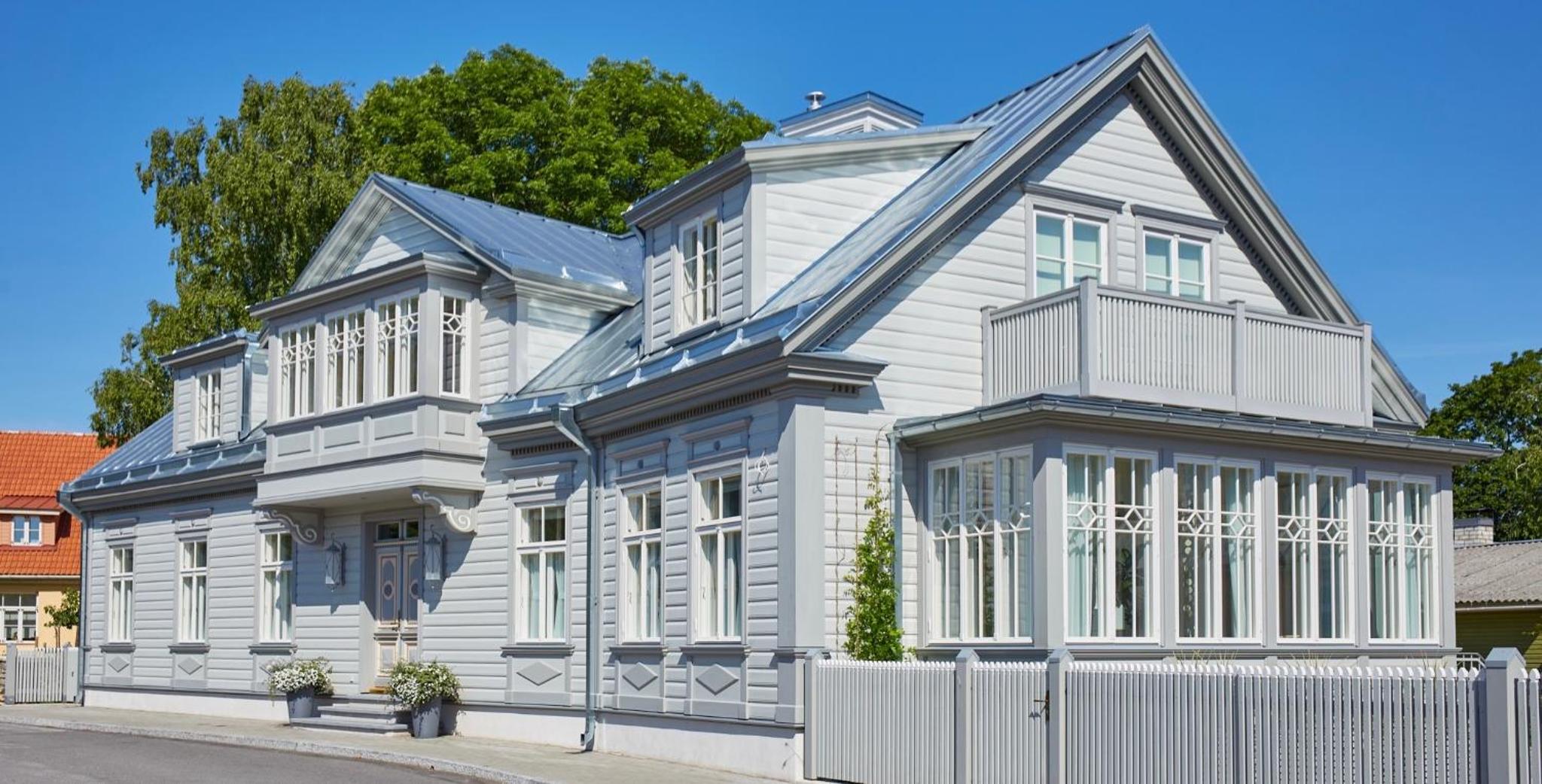 Hotel Hans Hubert Villa - Image 1