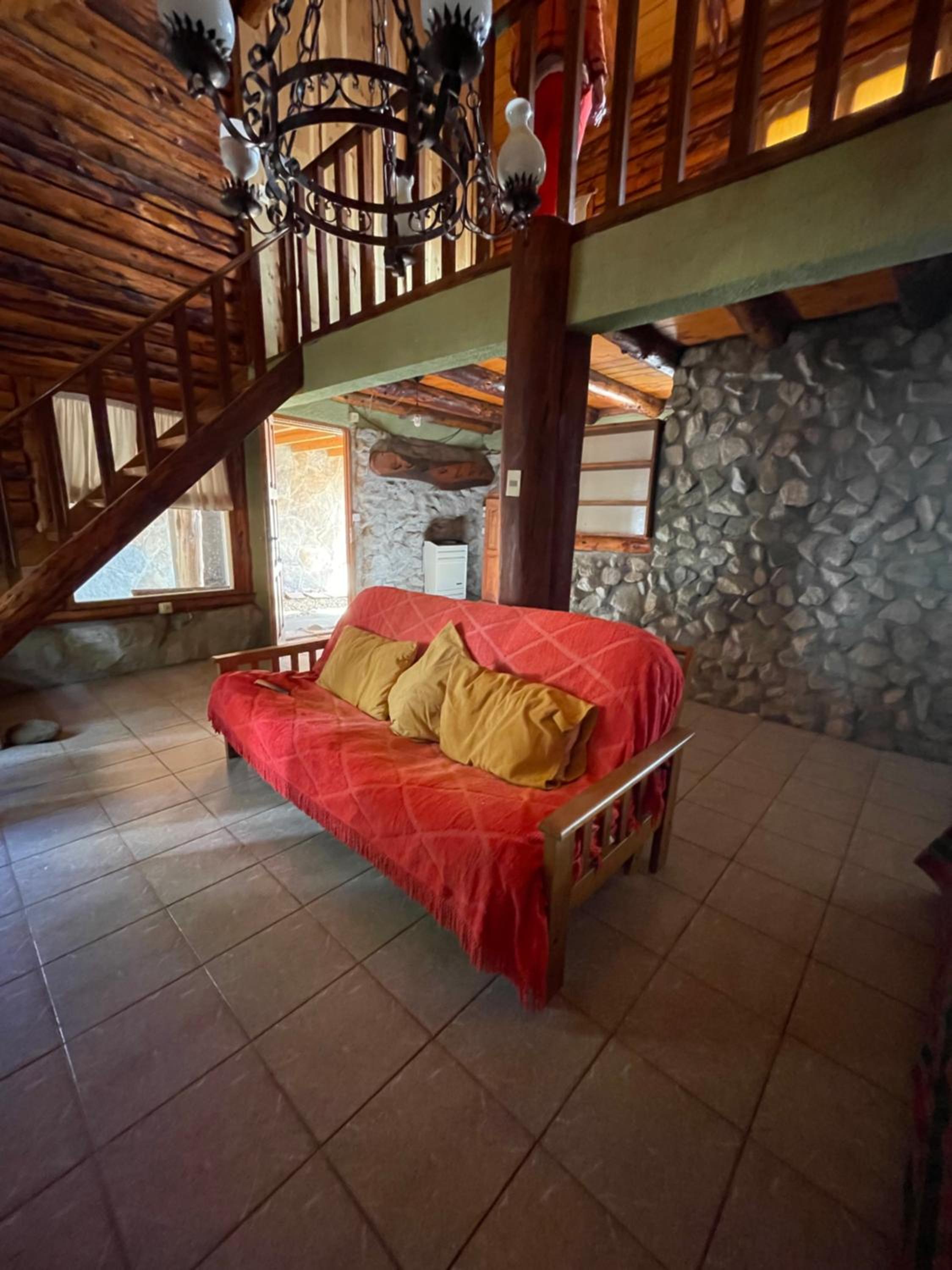 Cabaña en los soles de montaña
