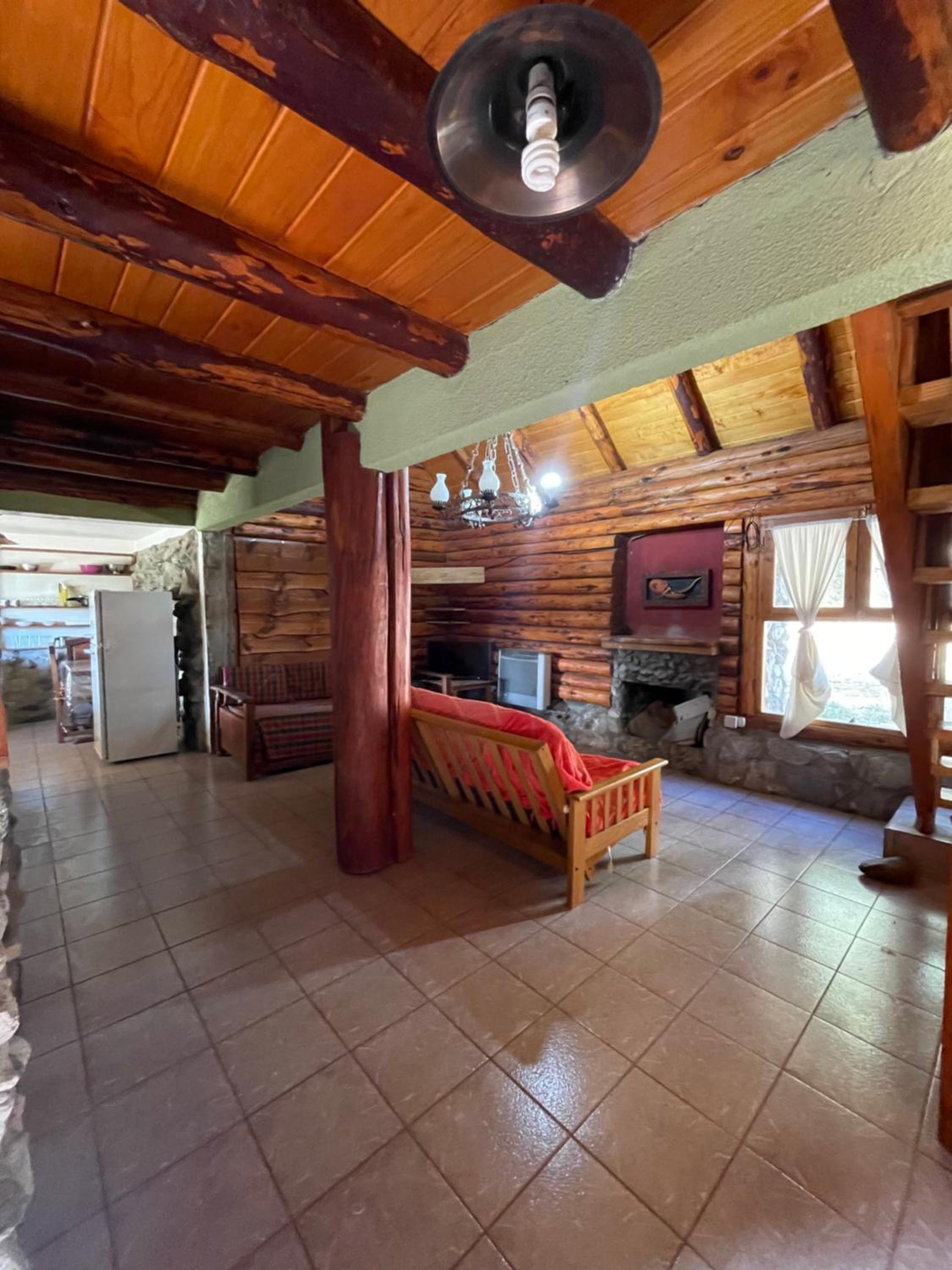 Cabaña en los soles de montaña