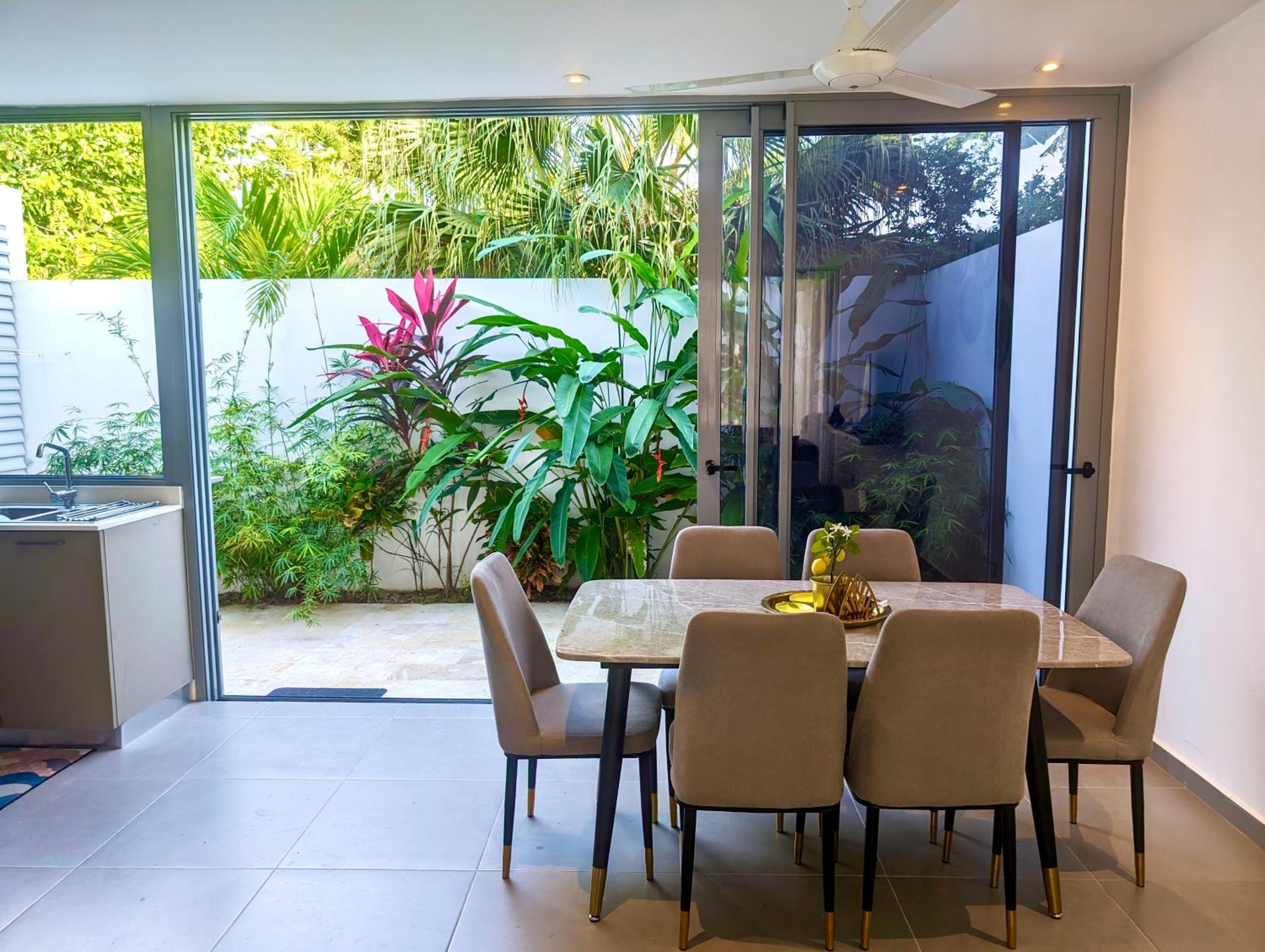 Modern Villa 1 min from Beach view 2