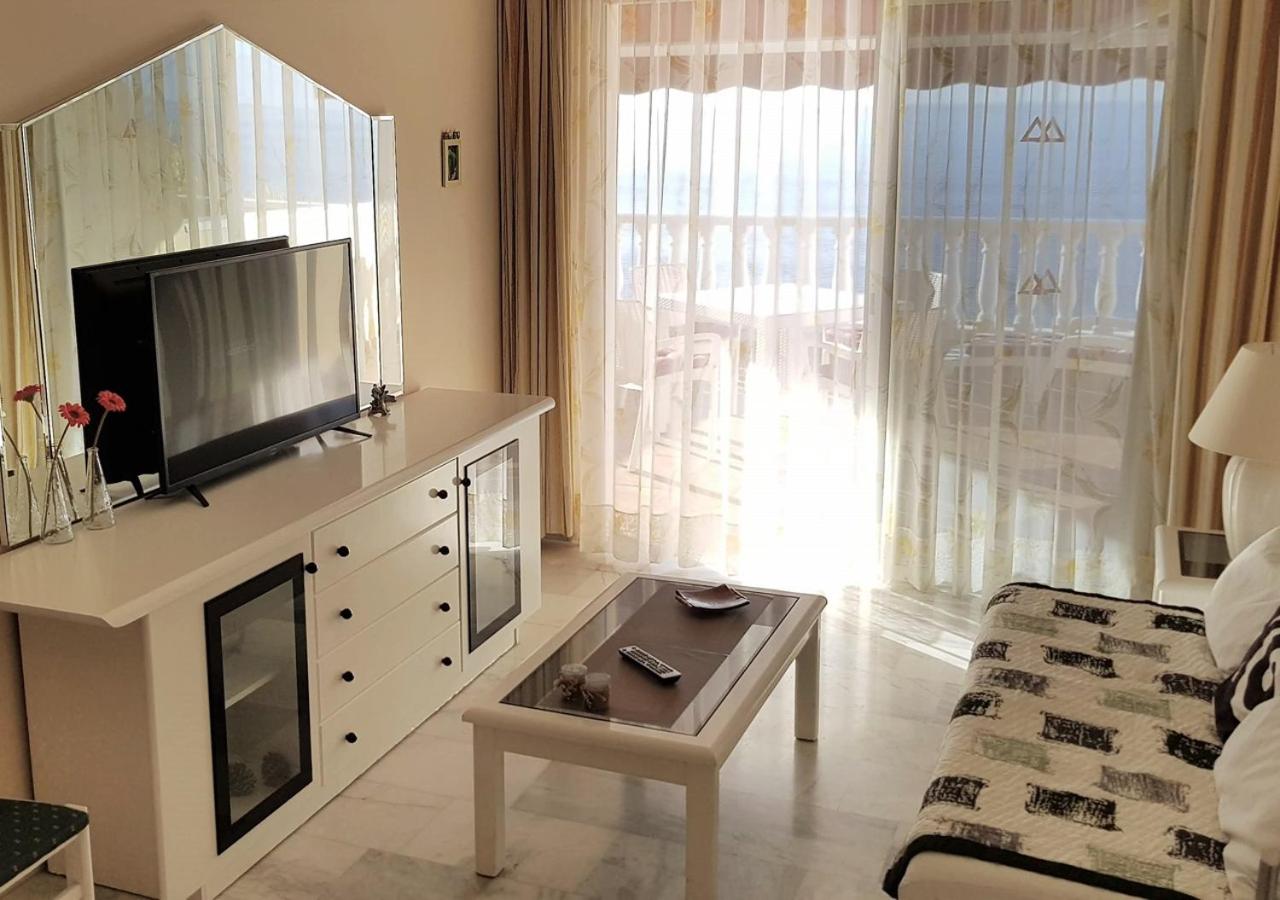 Panoramic OCEAN VIEW apartment
