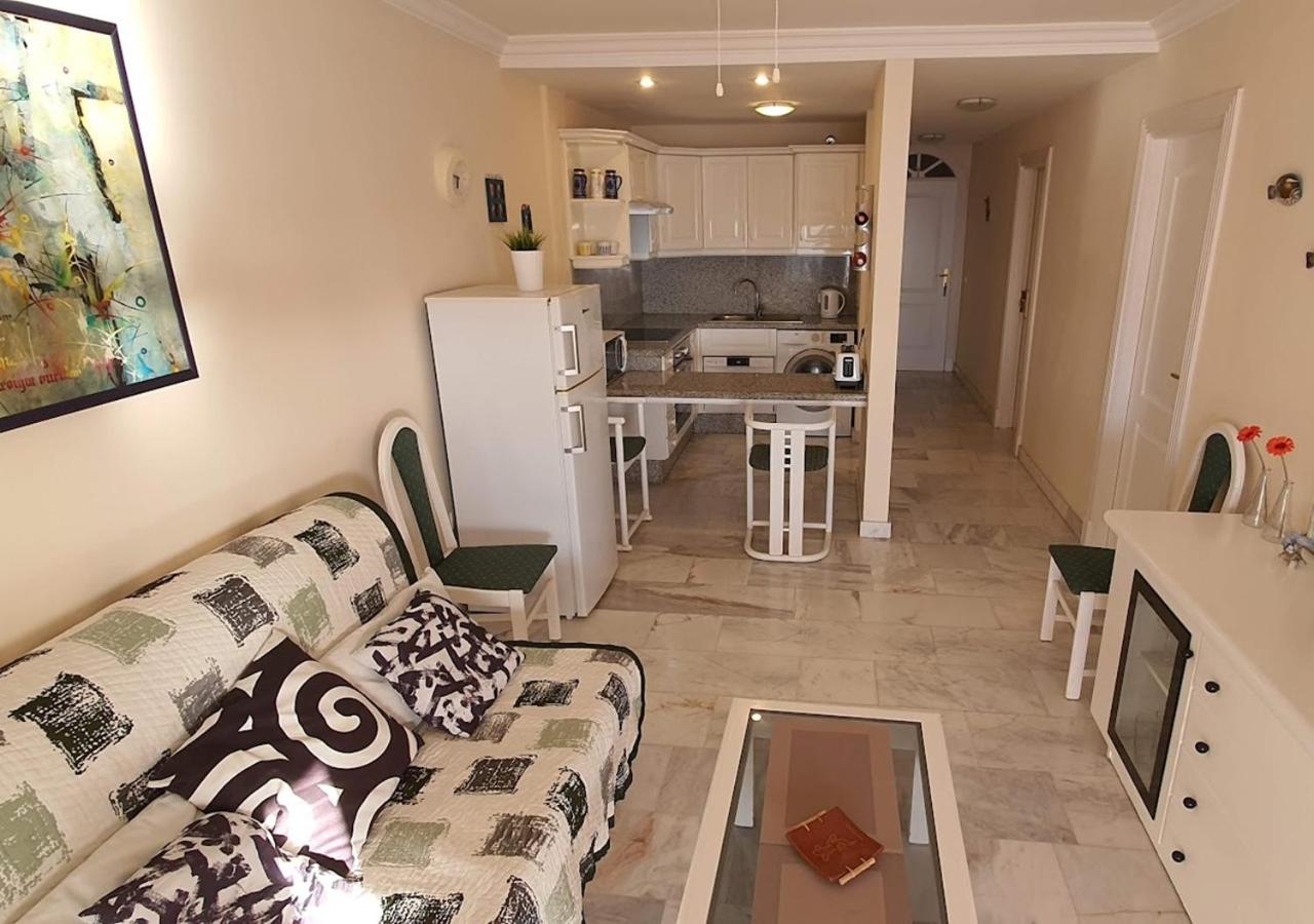 Panoramic OCEAN VIEW apartment