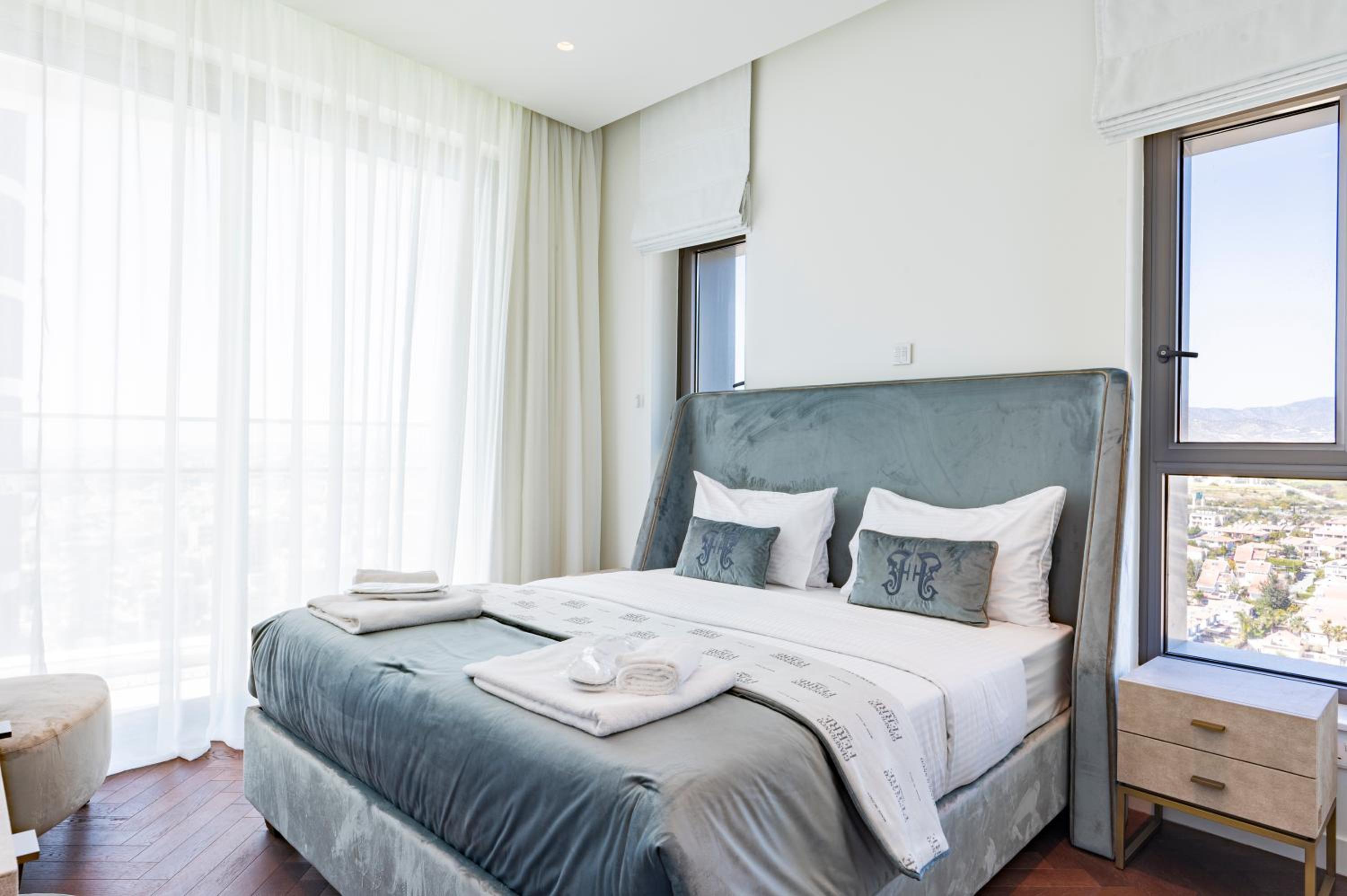 Del Mar Beachfront 3 Bedroom 'C' Residence