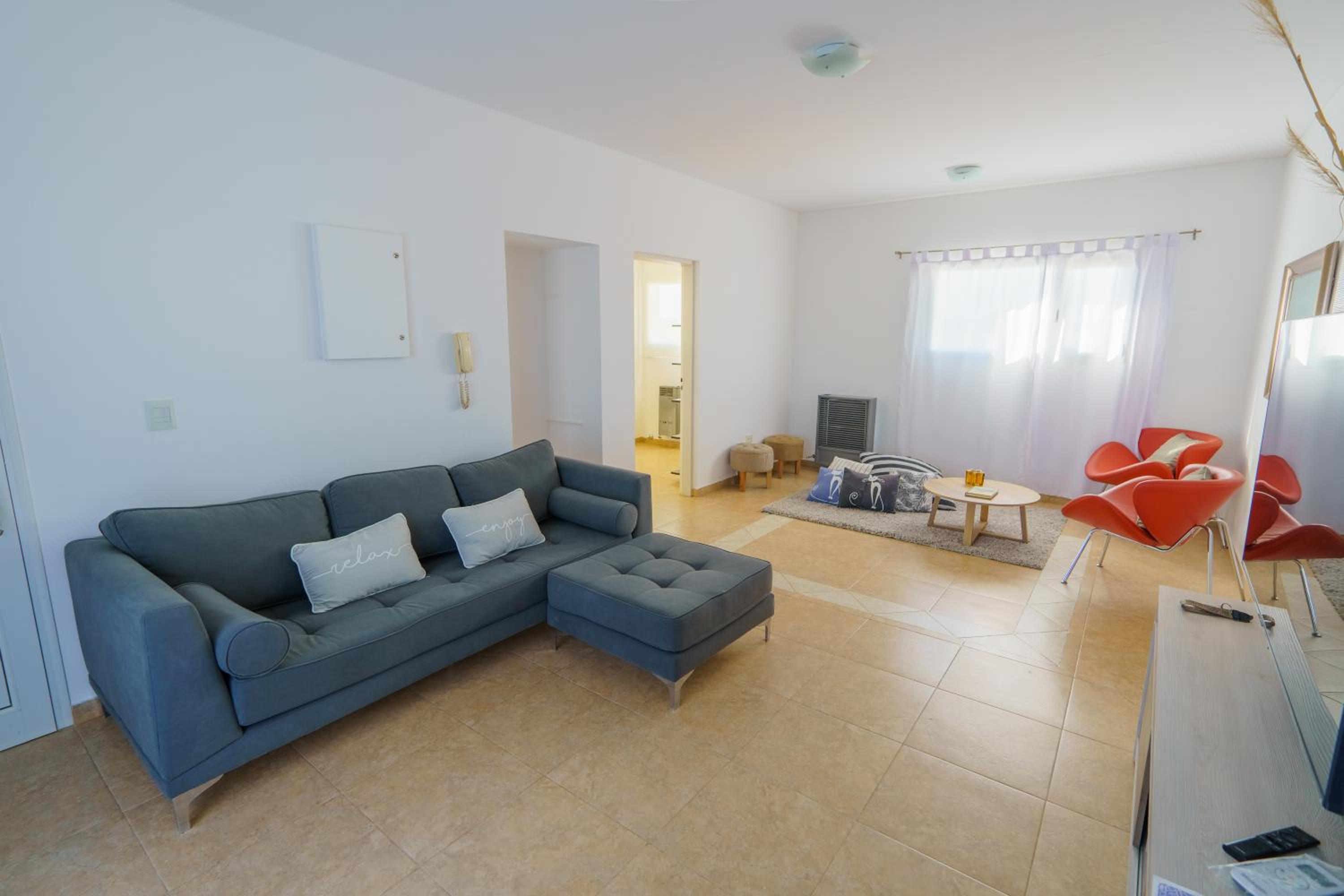 Hotel Huemul, cálido y espacioso, aroma de mar - Image 1