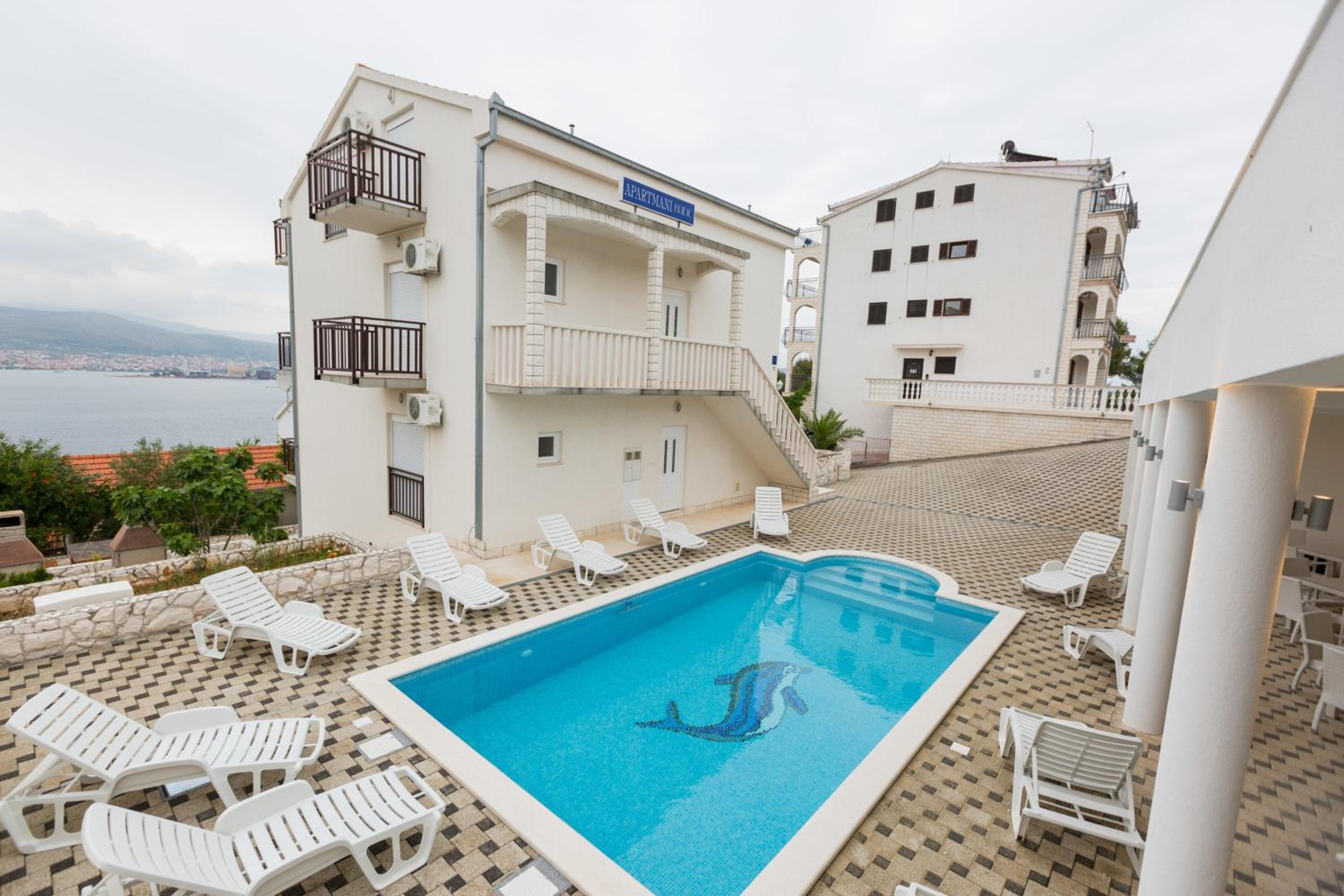Apartments Bridic