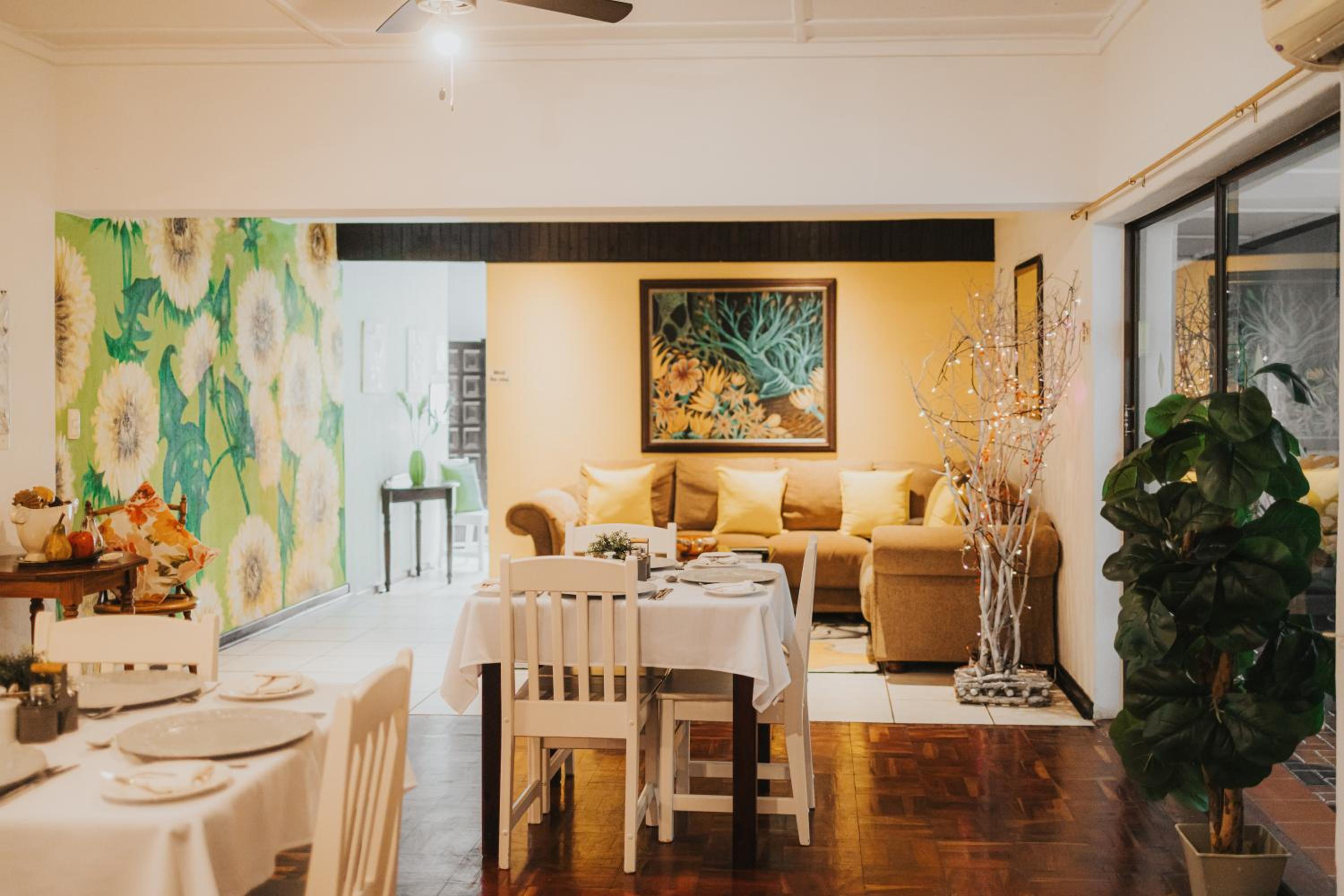 Hadens Guesthouse