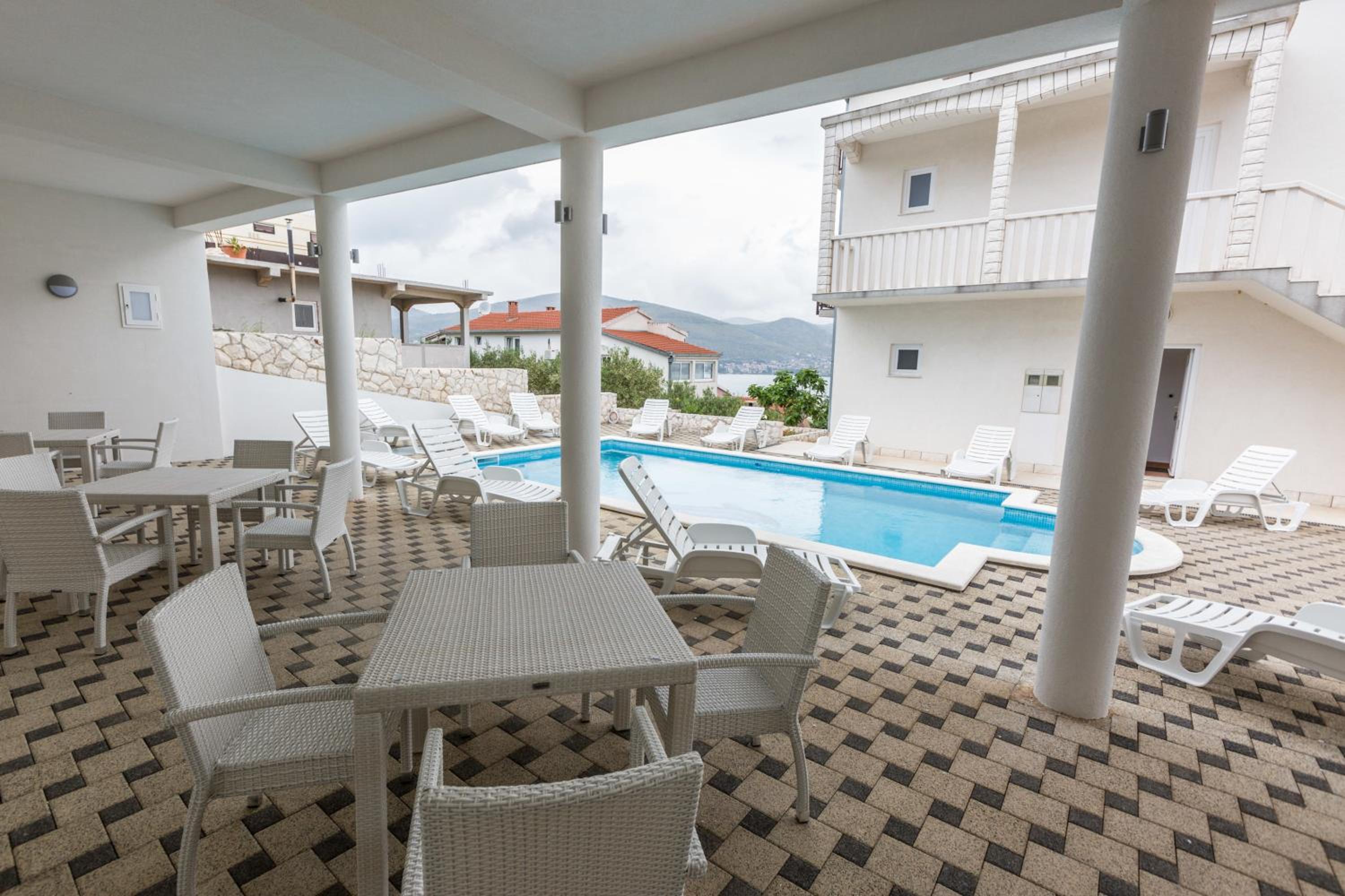 Apartments Bridic