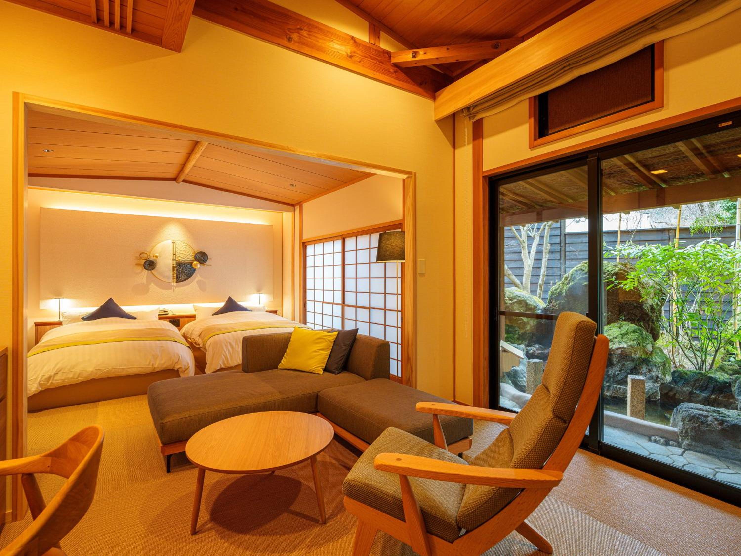 Yufuin Rakuyu