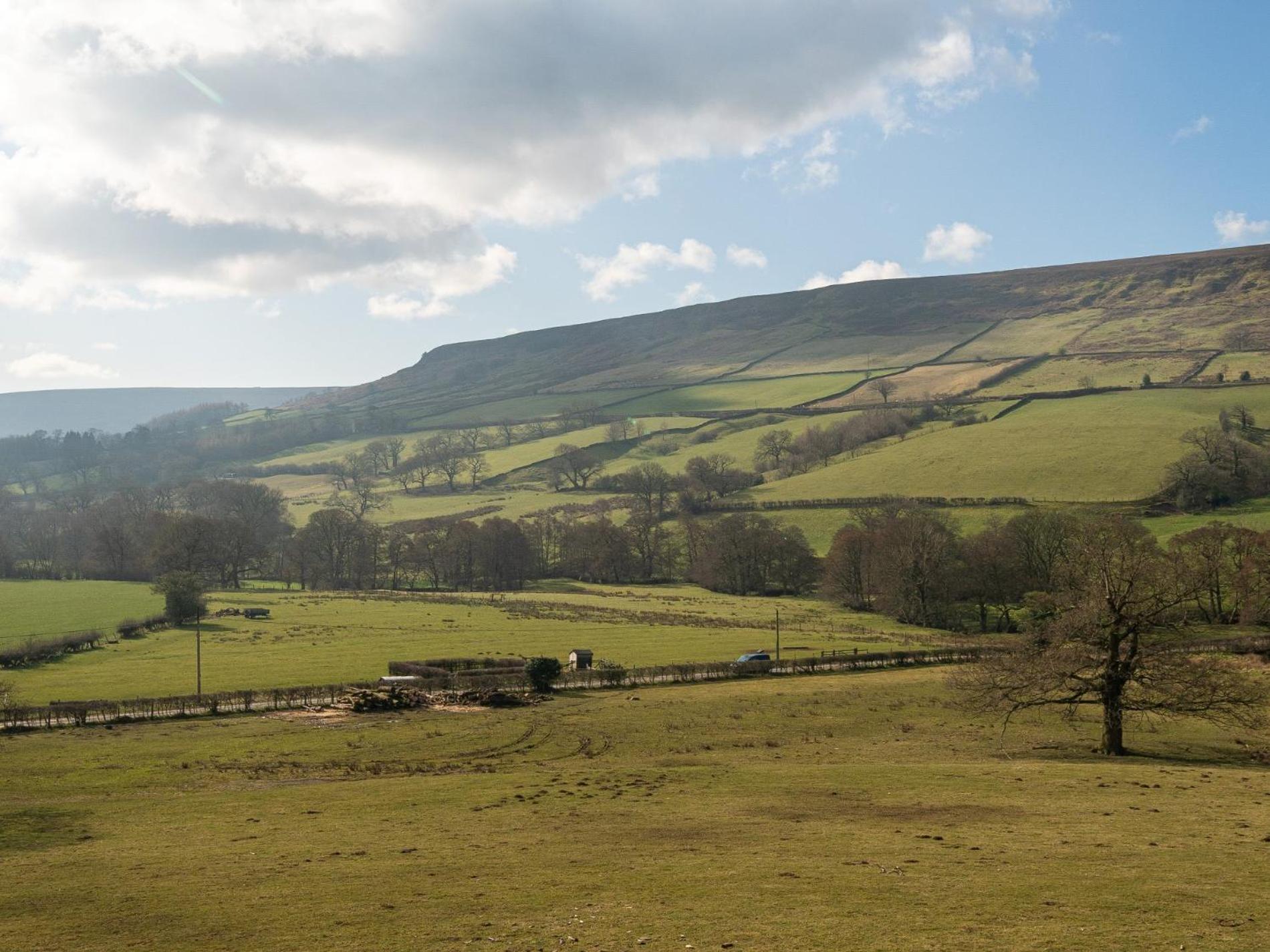 2 Bed in North York Moors National Park G0132 view 5