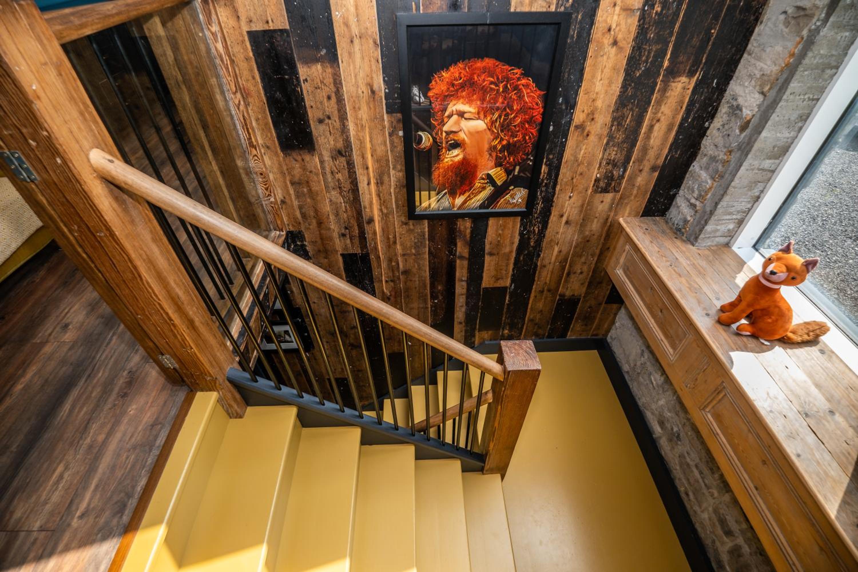 Bartholomew's Loft at Johnsfort view 4