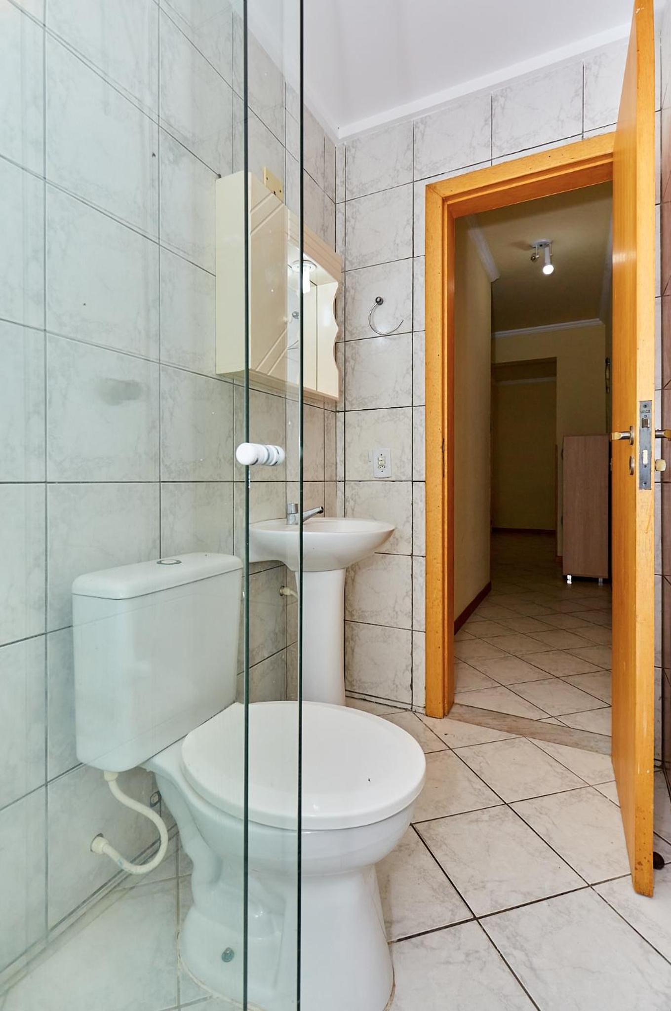 945 - Apartamento Ed Estrela do Mar II - Centro Bombinhas - Garagem para 1 Carro