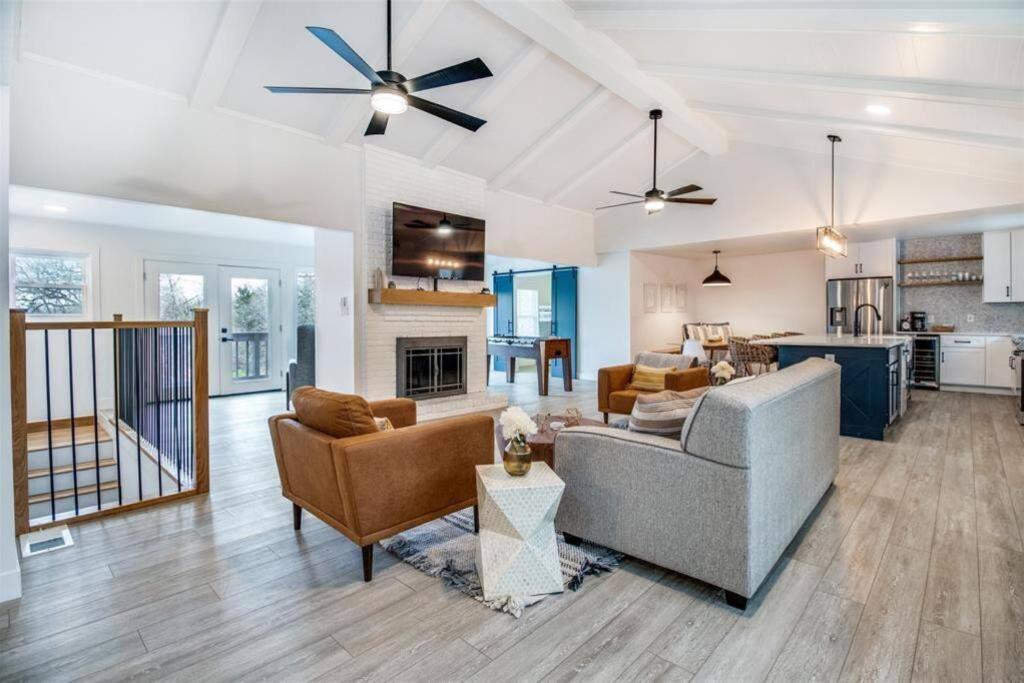 Cozy Texoma Hideaway with Tanglewood Resort Access view 5