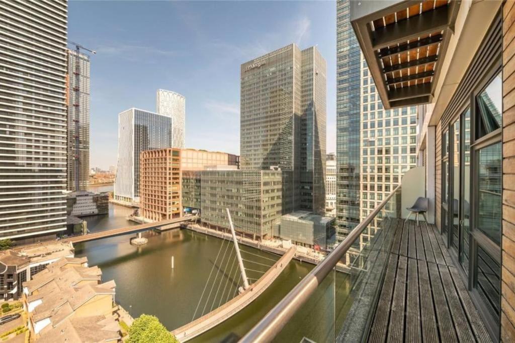 Luxury Penthouse 2 bedrooms flat in Canary Wharf