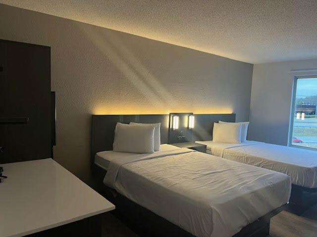 Studio 6 Suites Norcross, GA - Image 3