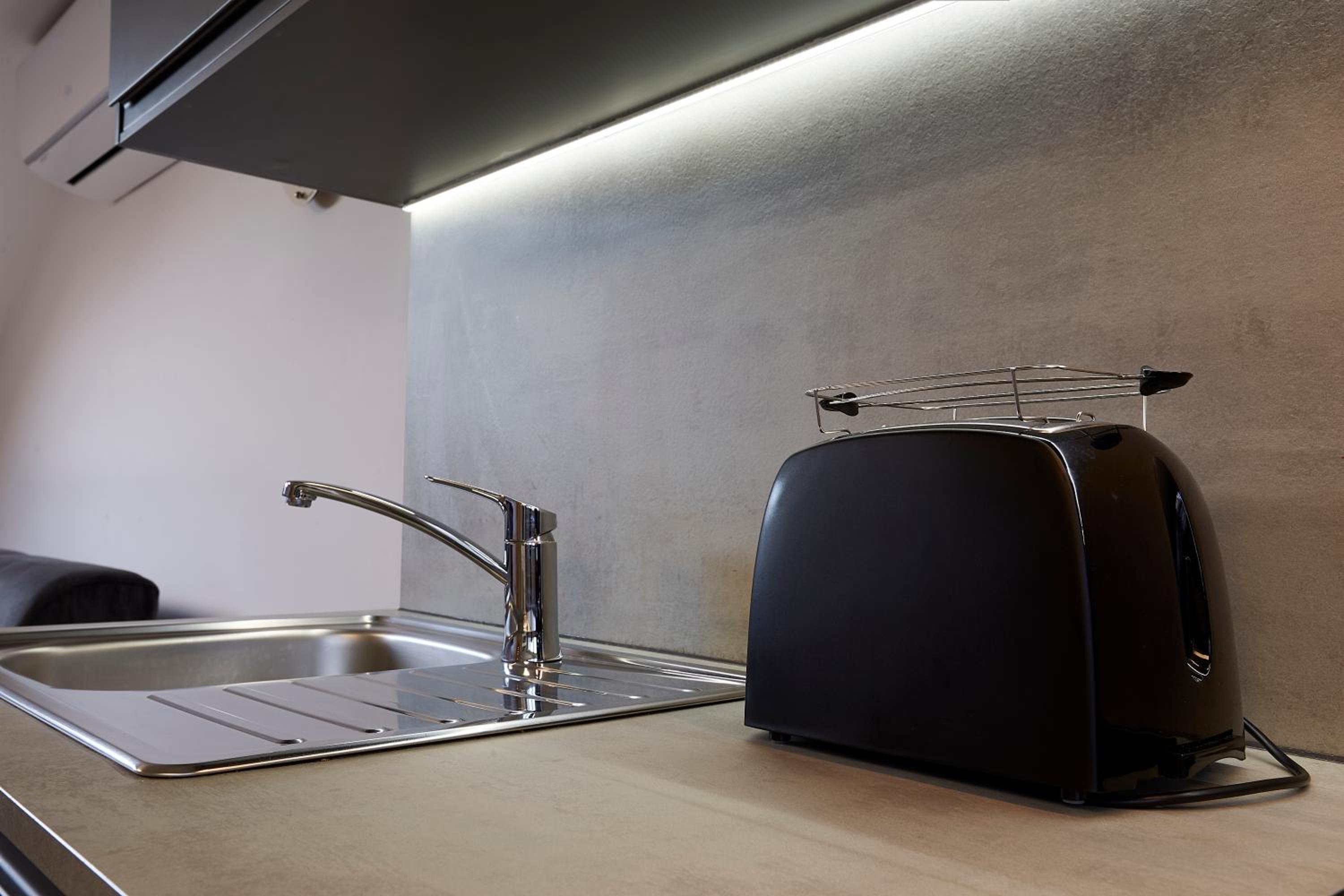 The Queen Luxury Apartments - Villa Carlotta
