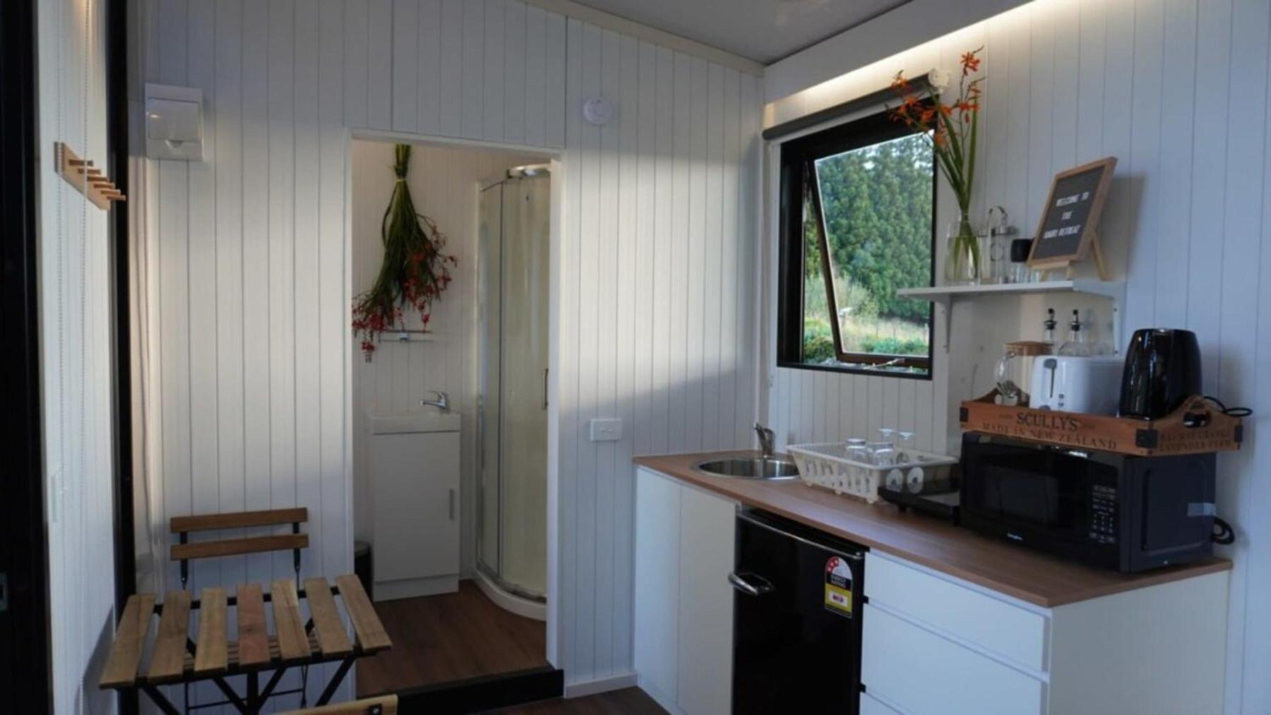 The Kauri Getaway by Tiny Away view 4