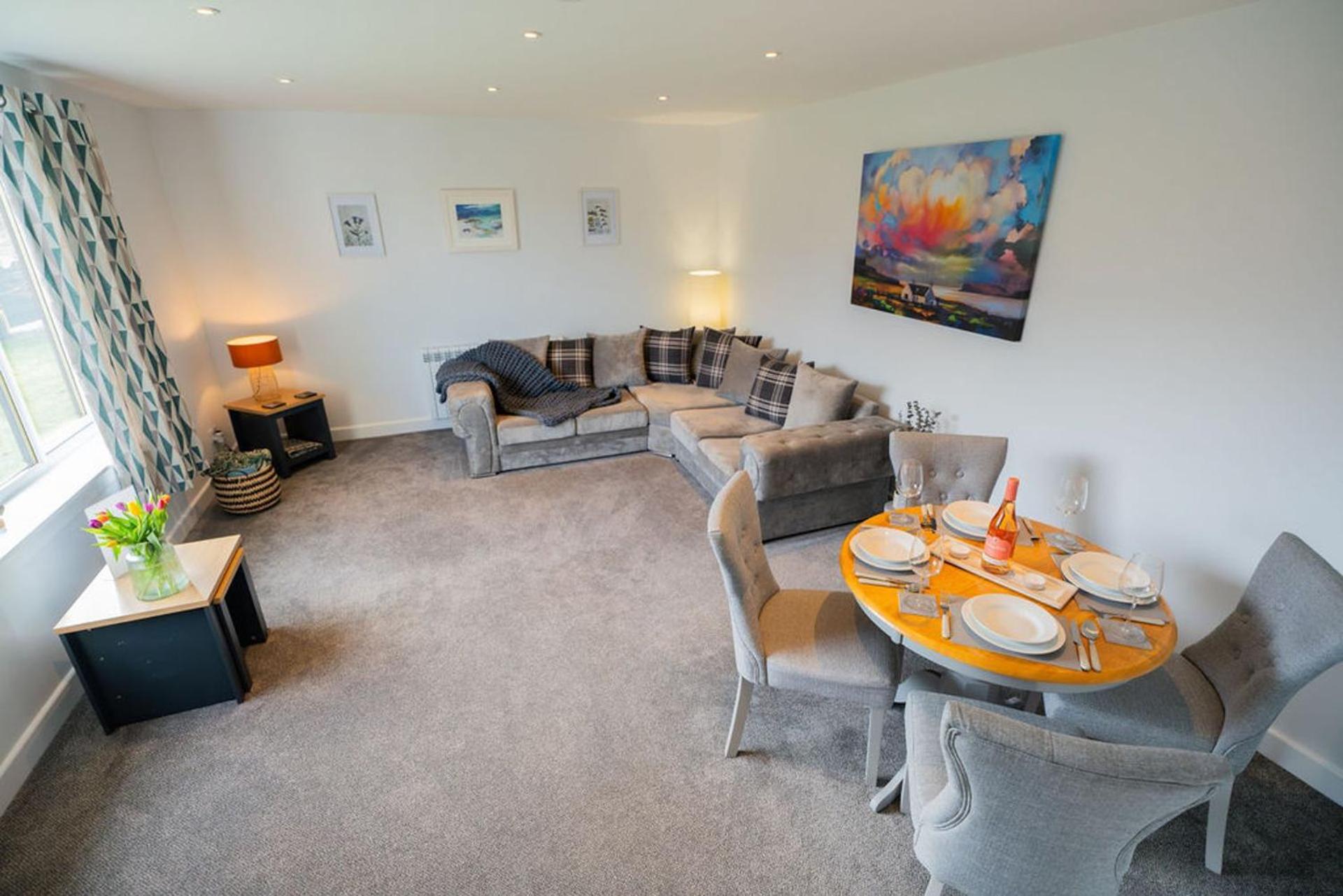 Barclay House Apartment