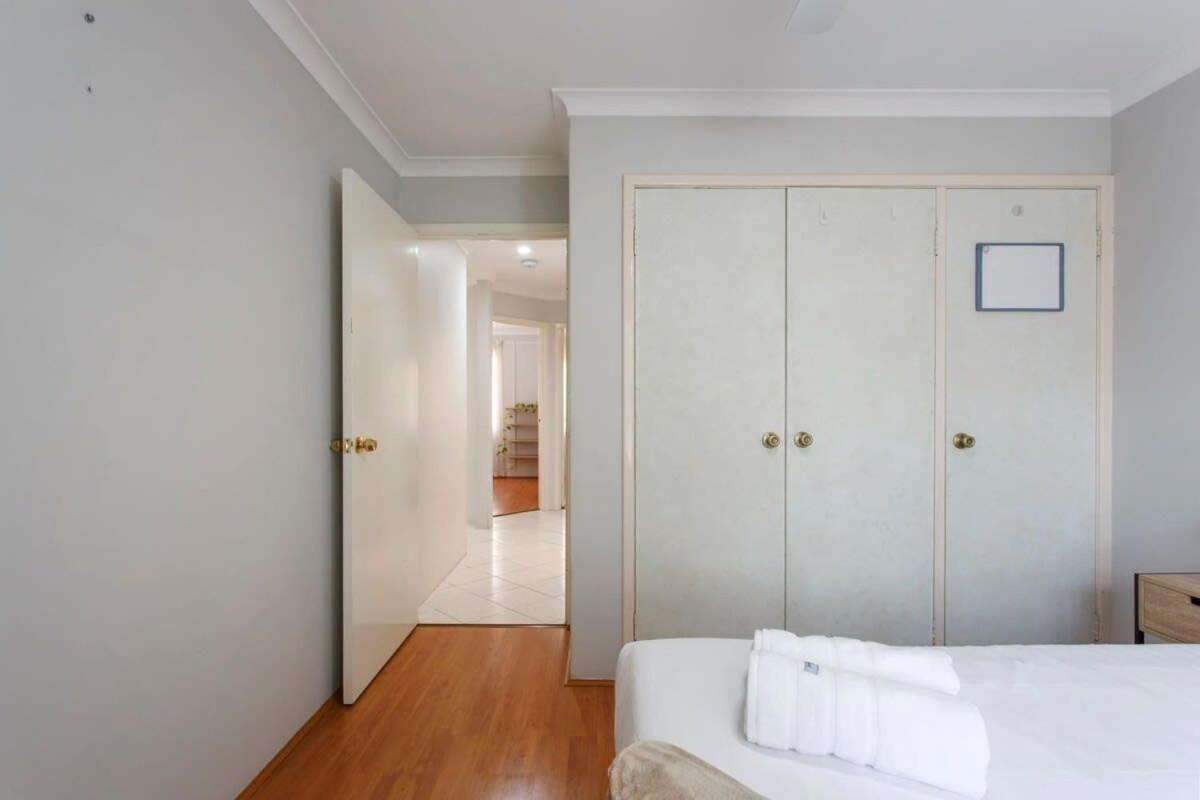 Private Room in St James
