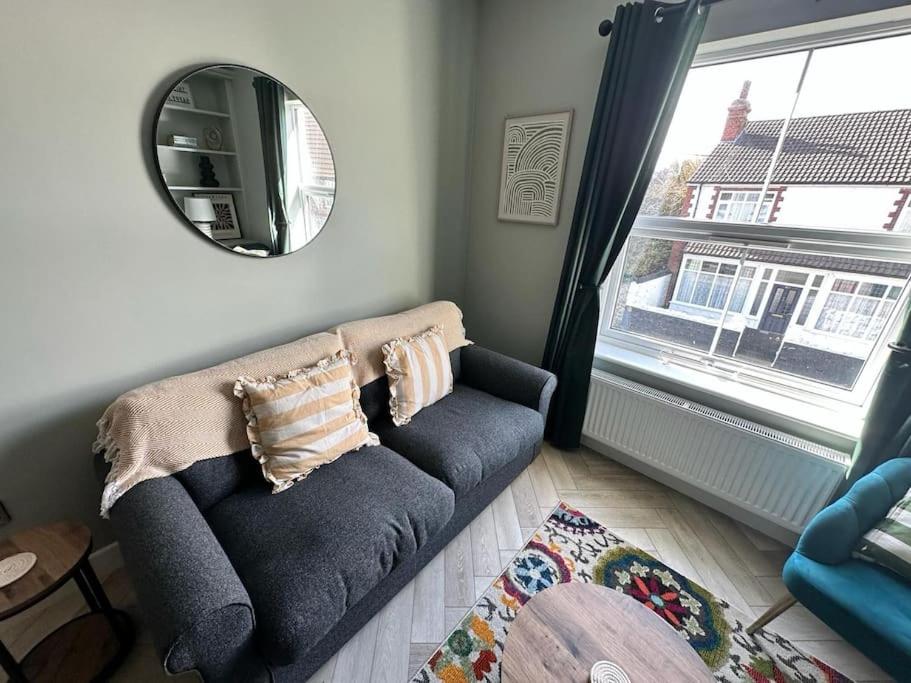 Bronte Cottage - Quirky, central, 2bed, seaside view 4