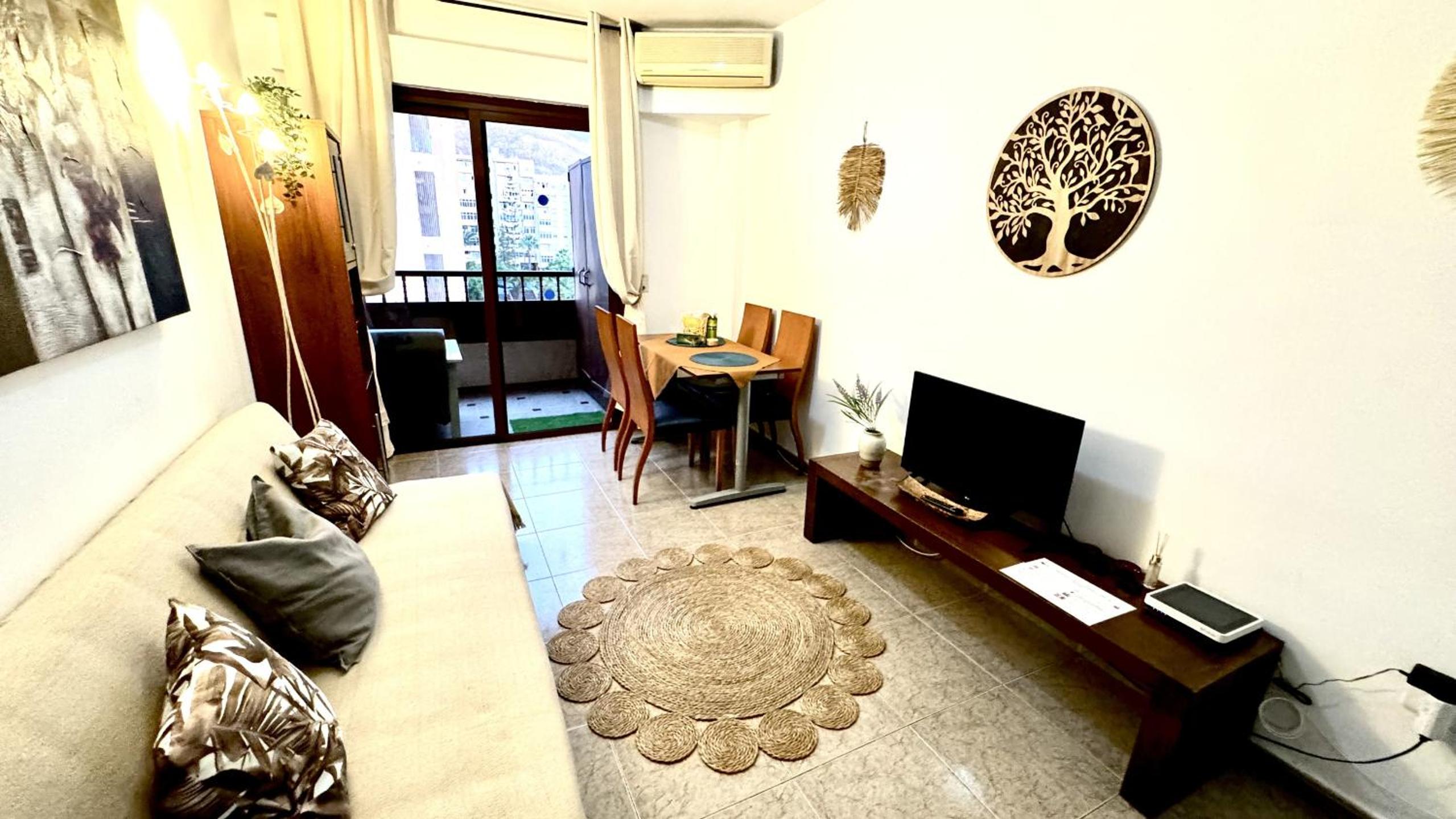 Bohemio Playa Los Cristianos by Deihu Experiences