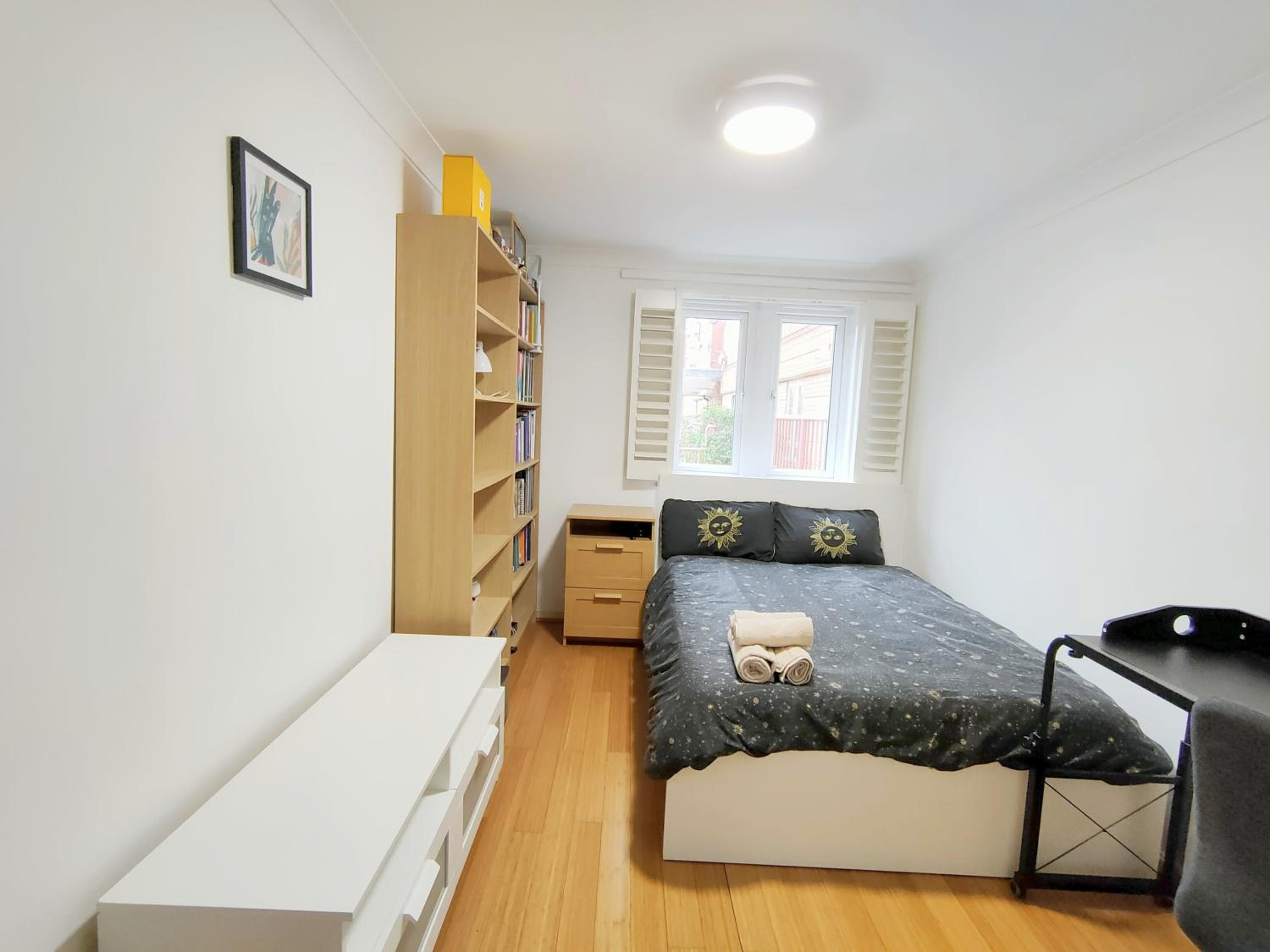 Spacious 3-Bed Cosy Flat in Westminster