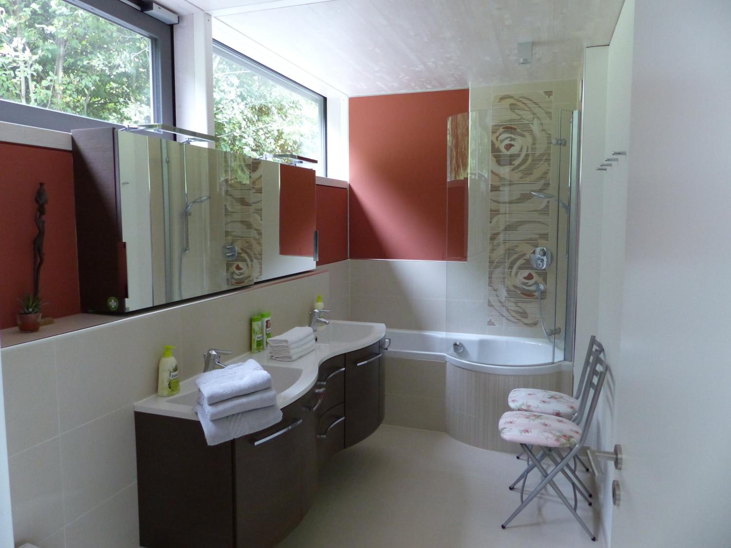 Glas House - Design Holiday Home