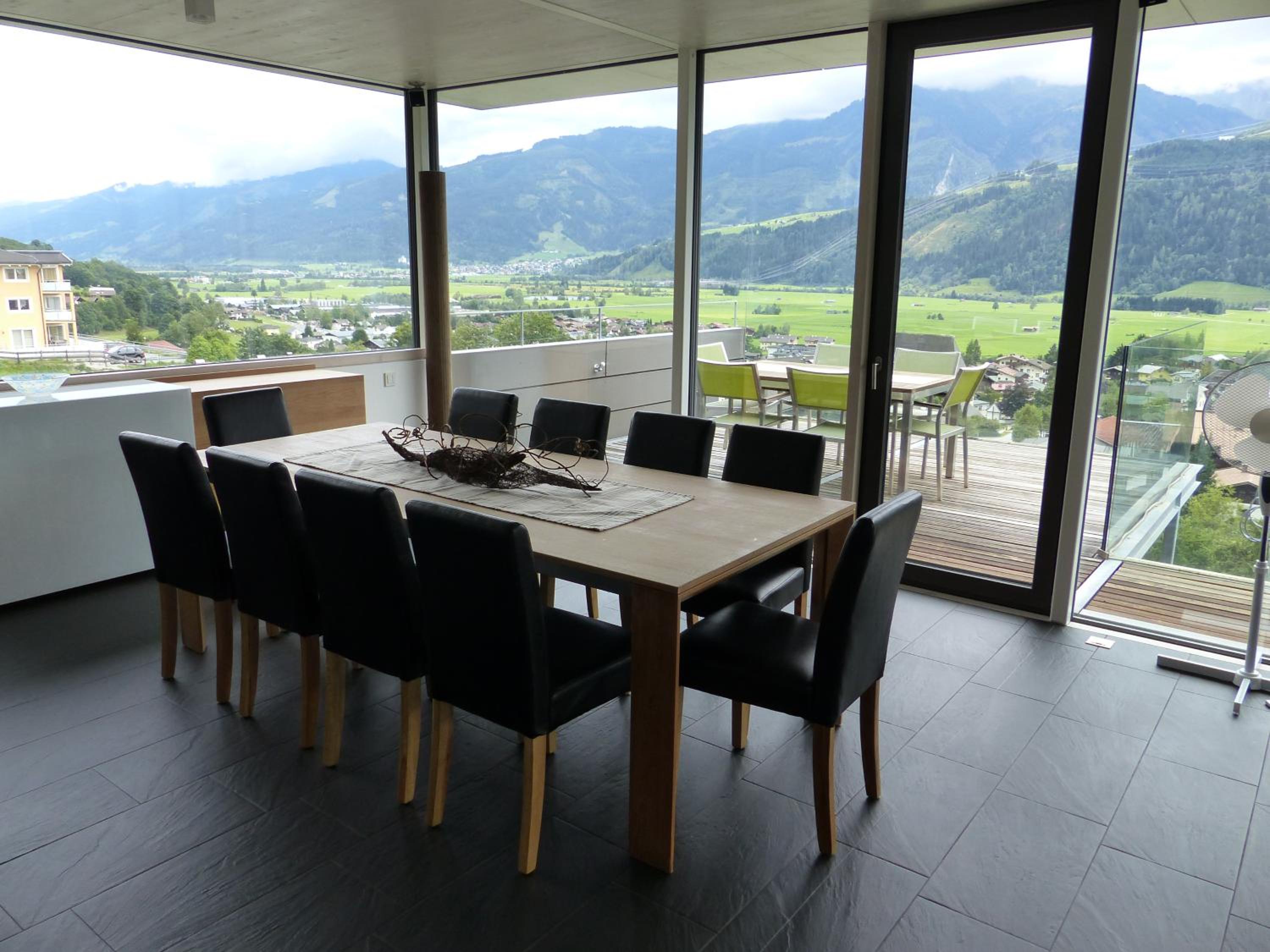 Glas House - Design Holiday Home