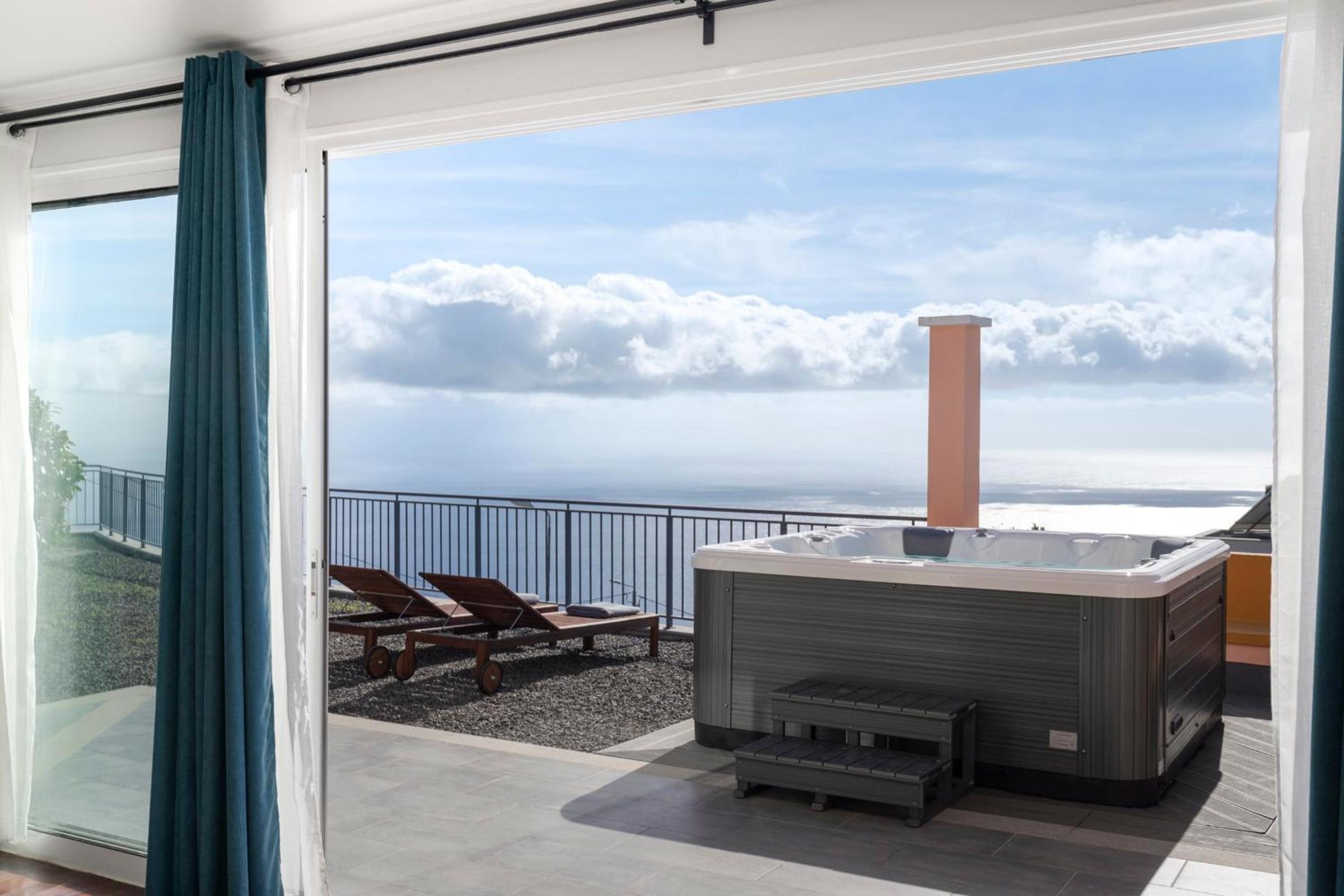 Casa da Quinta Grande by An Island Apart view 5