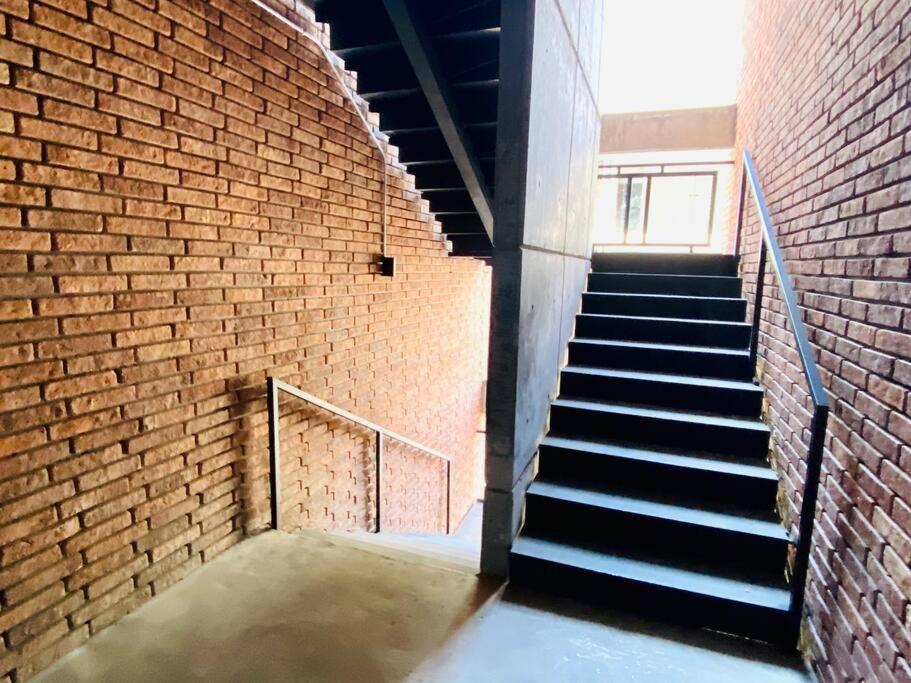 Luxurious and Modern Apartment in North Zone view 4