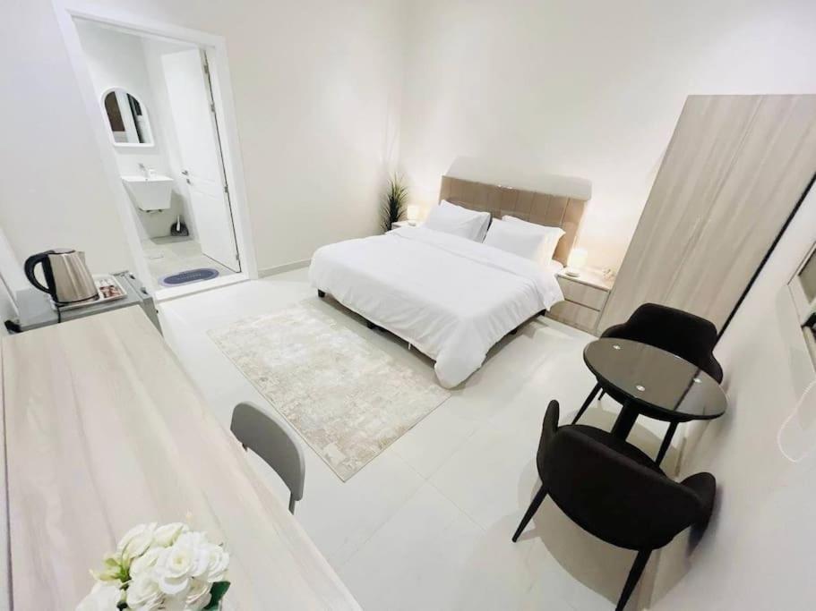Madinah Valley Residence Room 19 view 2