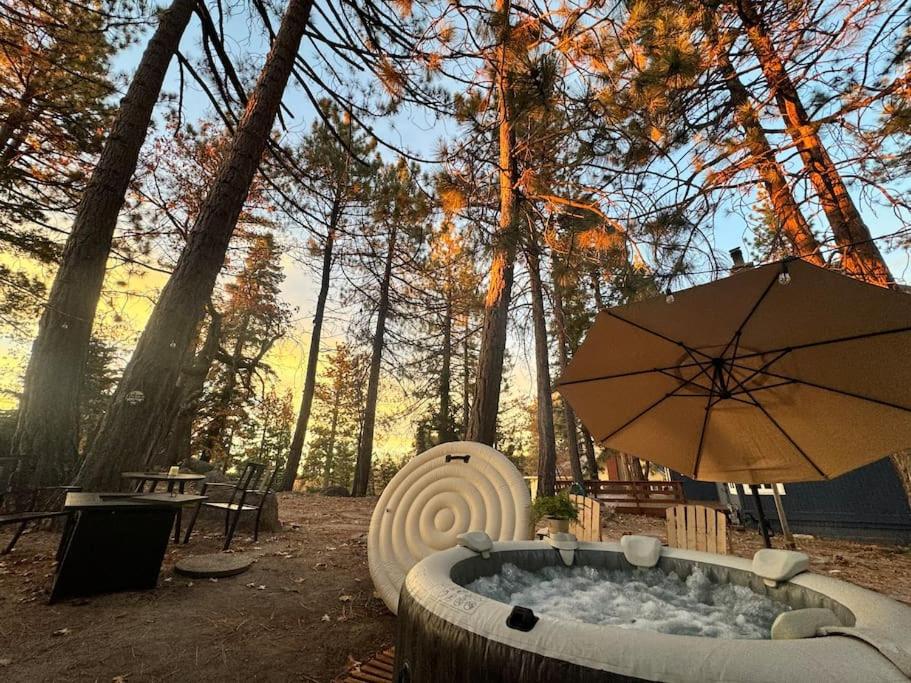 The Scandia “A-Frame Chalet” Fireplace & Hot tub view 2